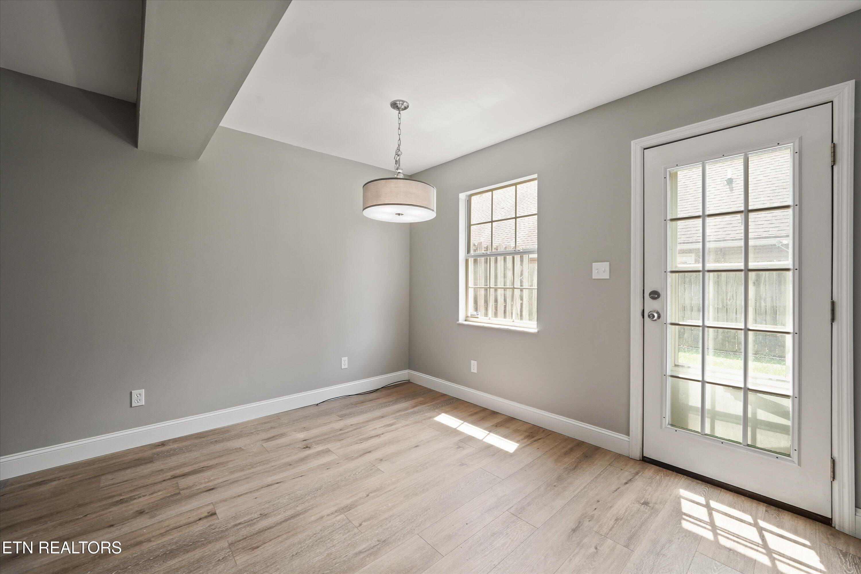 6513 Lazy Creek Way Knoxville TN 37918