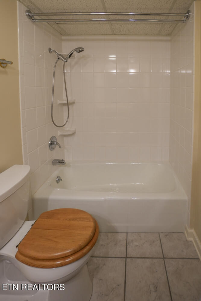 611 Regal Tower Maryville TN 37804