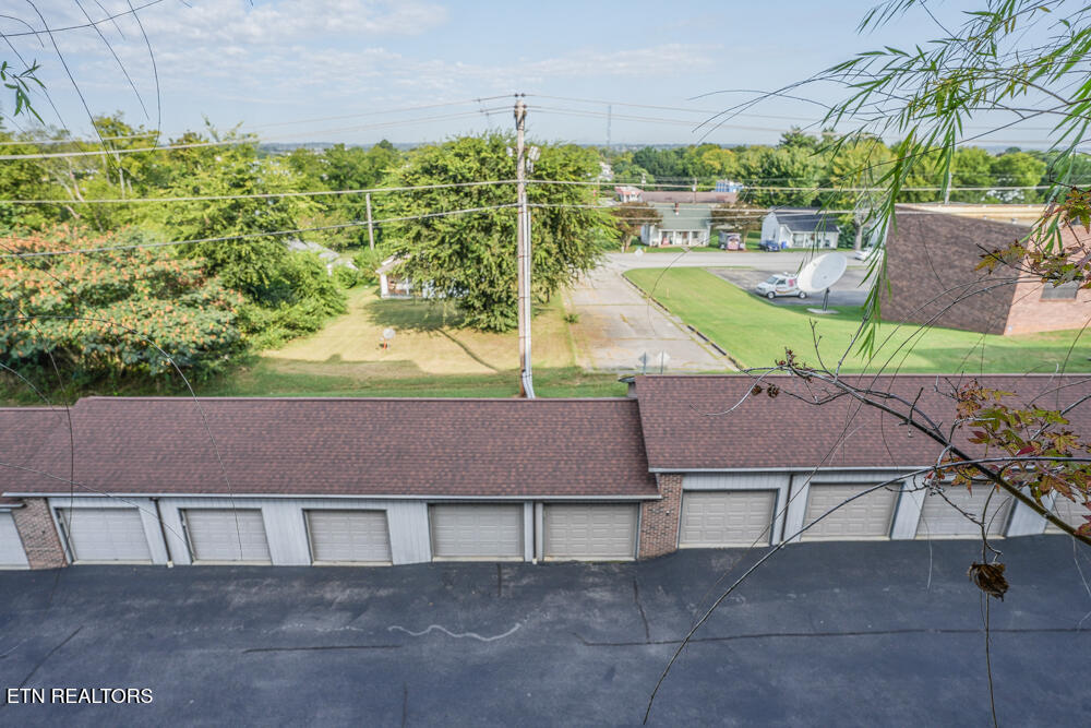 611 Regal Tower Maryville TN 37804