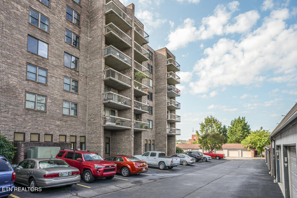 611 Regal Tower Maryville TN 37804