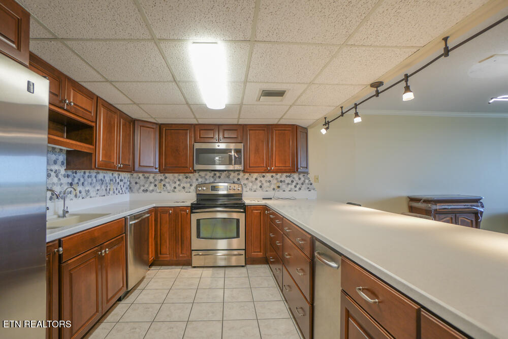 611 Regal Tower Maryville TN 37804