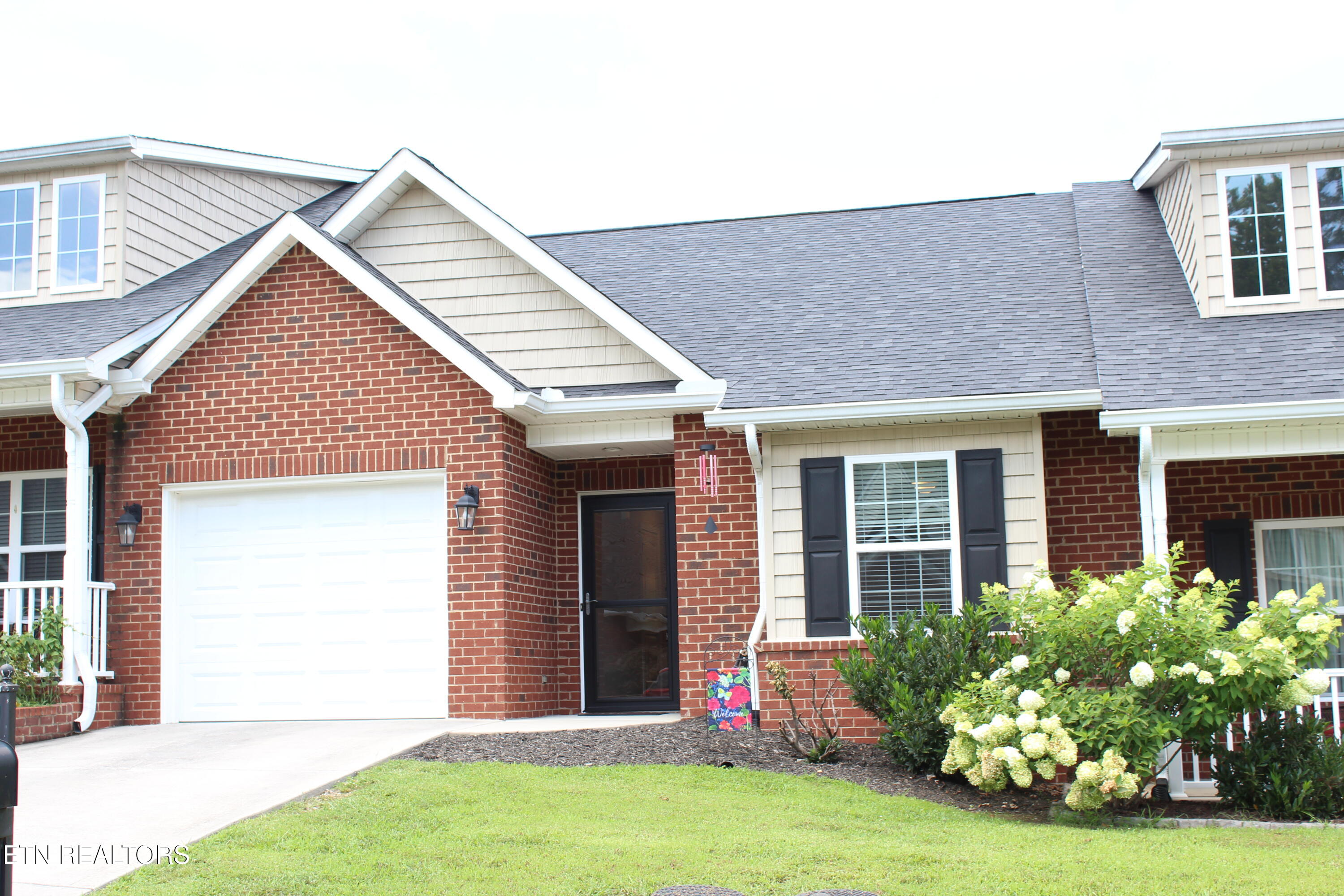 1324 Hazelgreen Way Knoxville TN 37912
