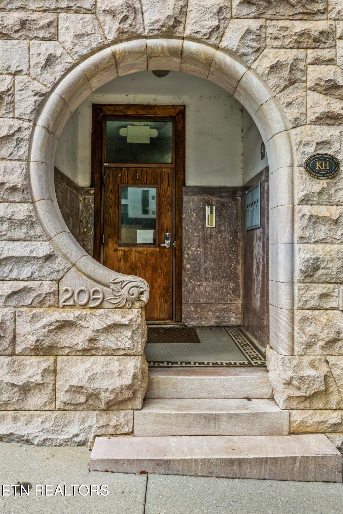 209 W Church Avenue Knoxville TN 37902