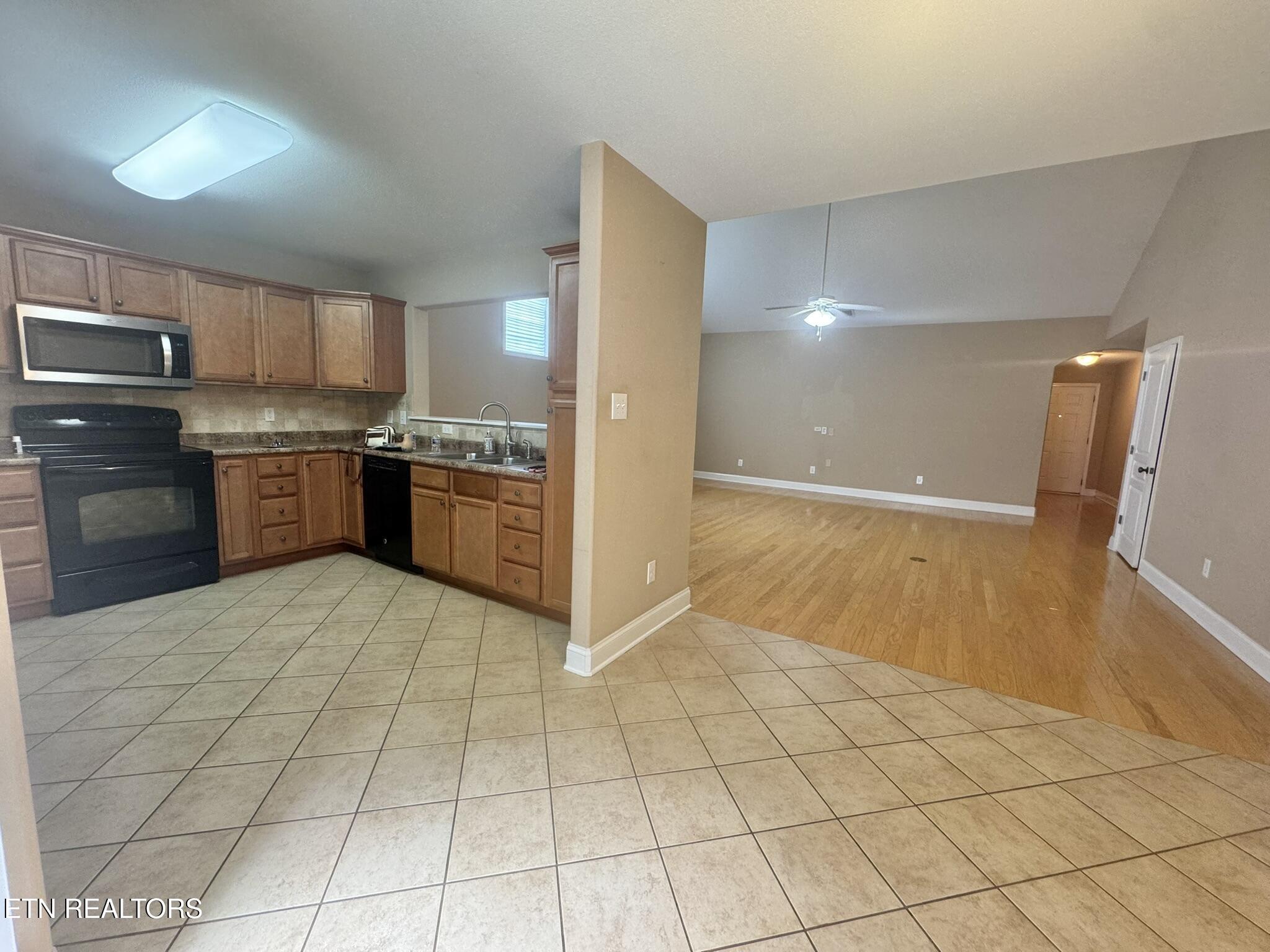 1303 Hazelgreen Way Knoxville TN 37912