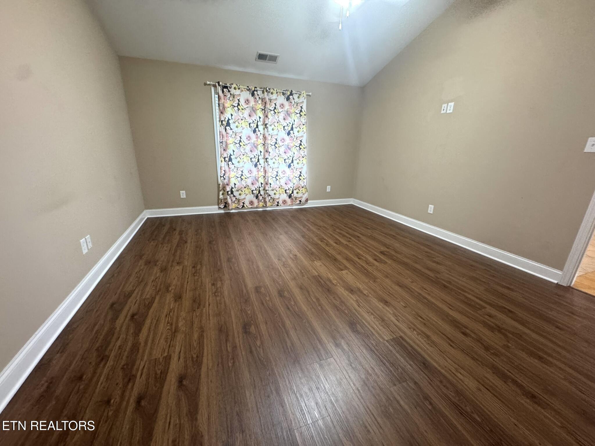 1303 Hazelgreen Way Knoxville TN 37912