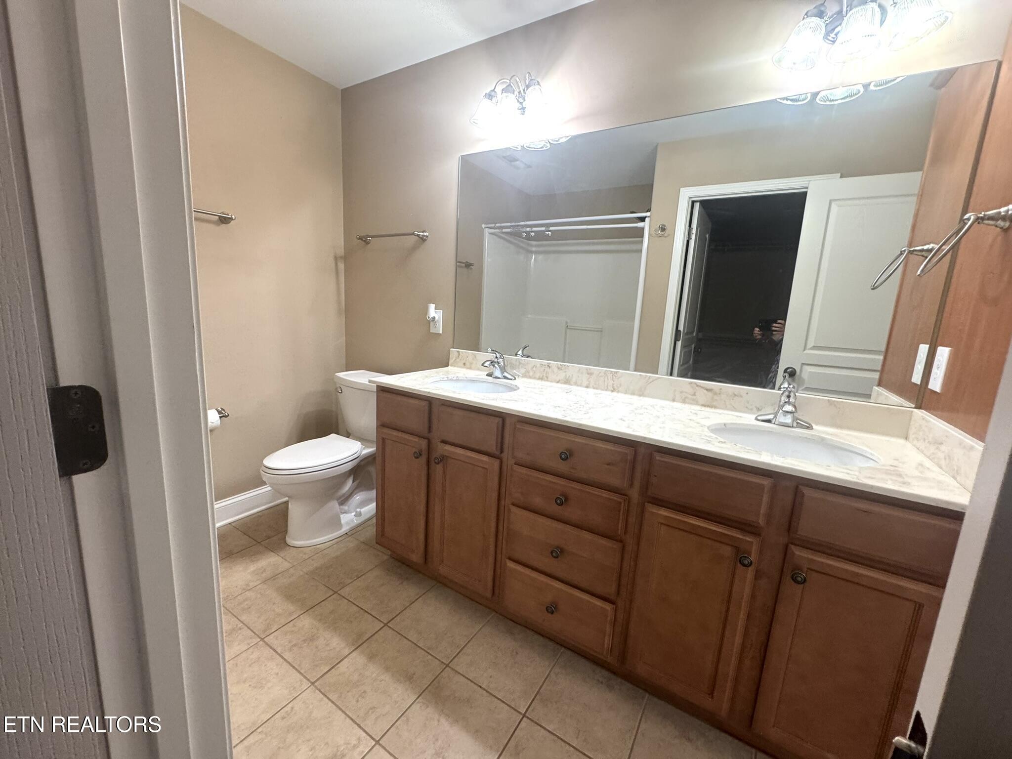 1303 Hazelgreen Way Knoxville TN 37912