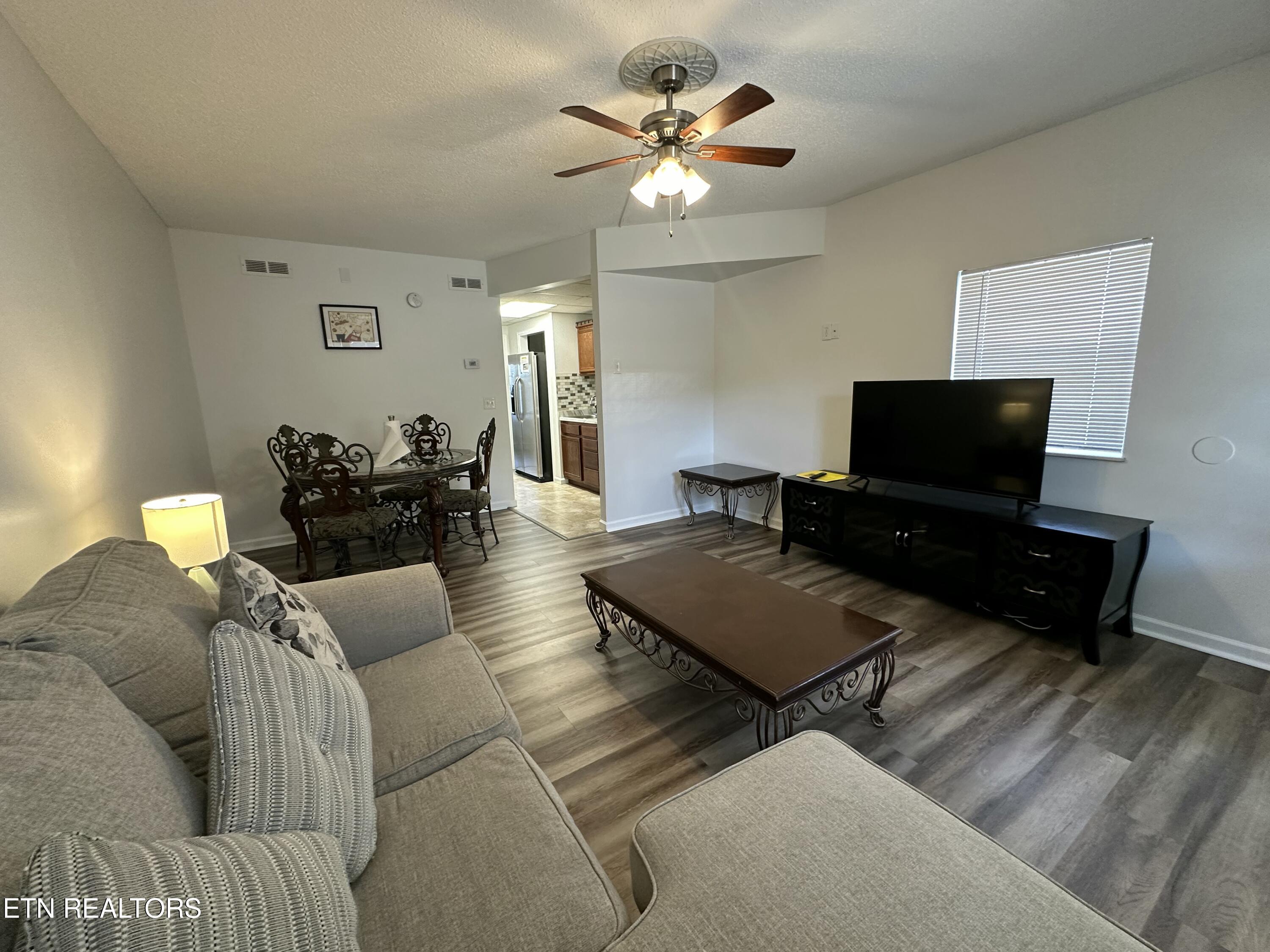 2748 Florence Drive Pigeon Forge TN 37863