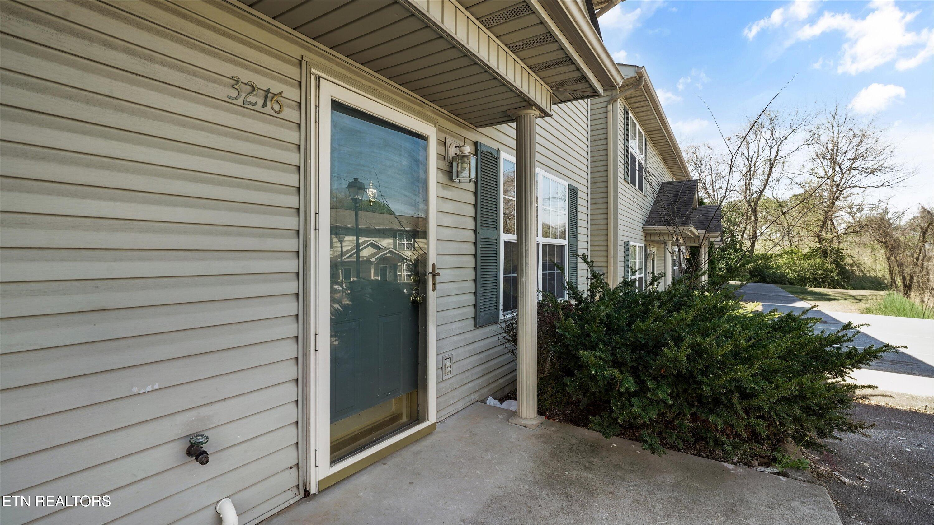 3216 Quiet Way Knoxville TN 37918