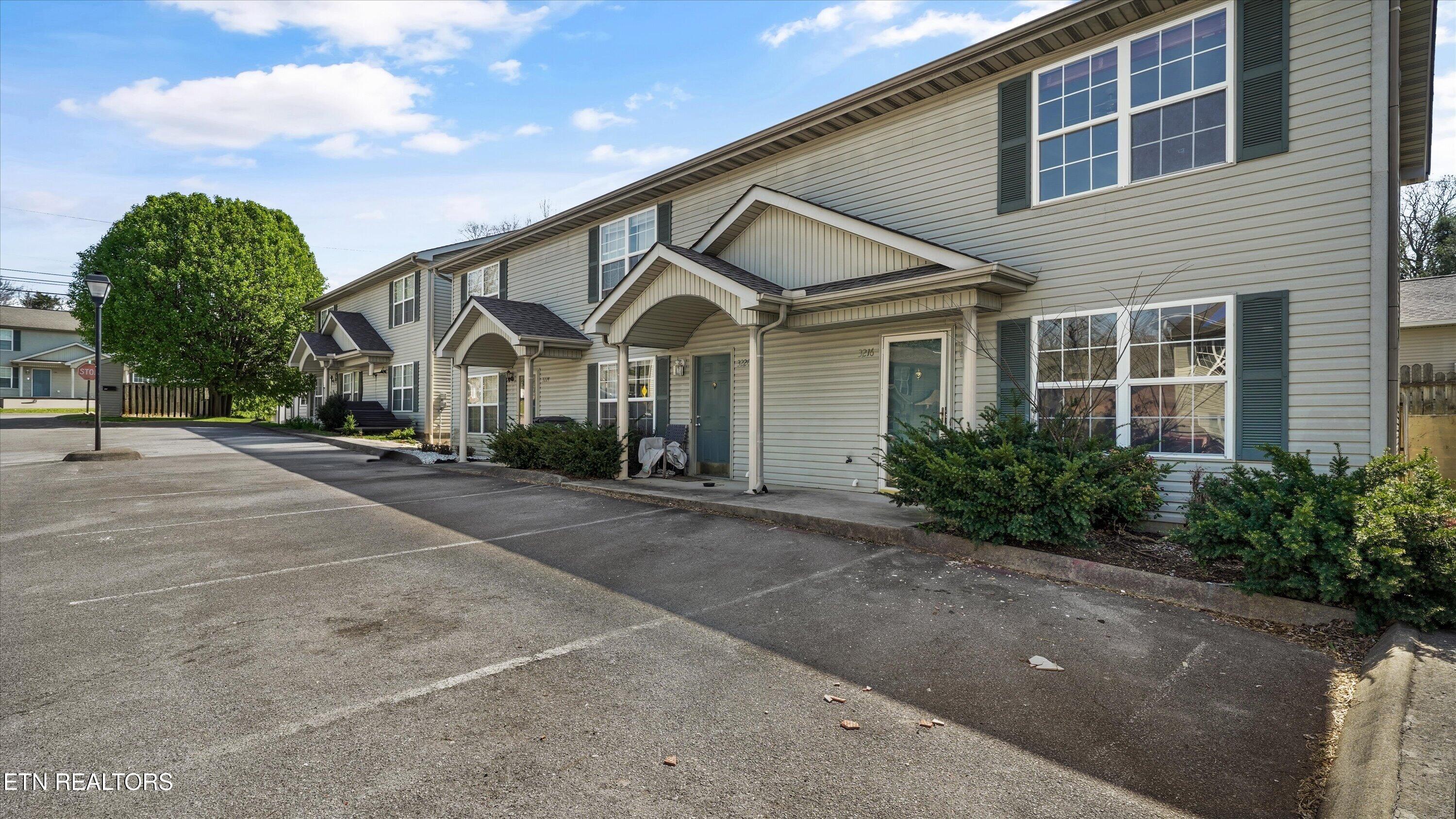 3216 Quiet Way Knoxville TN 37918