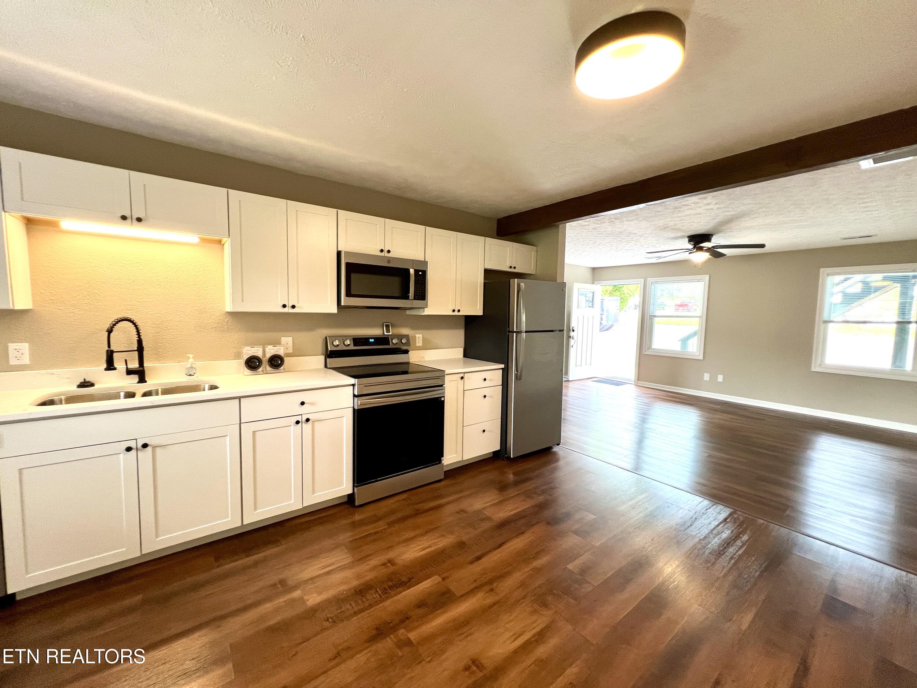 3771 Wears Valley Road Sevierville TN 37862