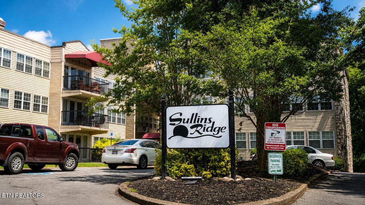 2749 Sullins Street Knoxville TN 37919