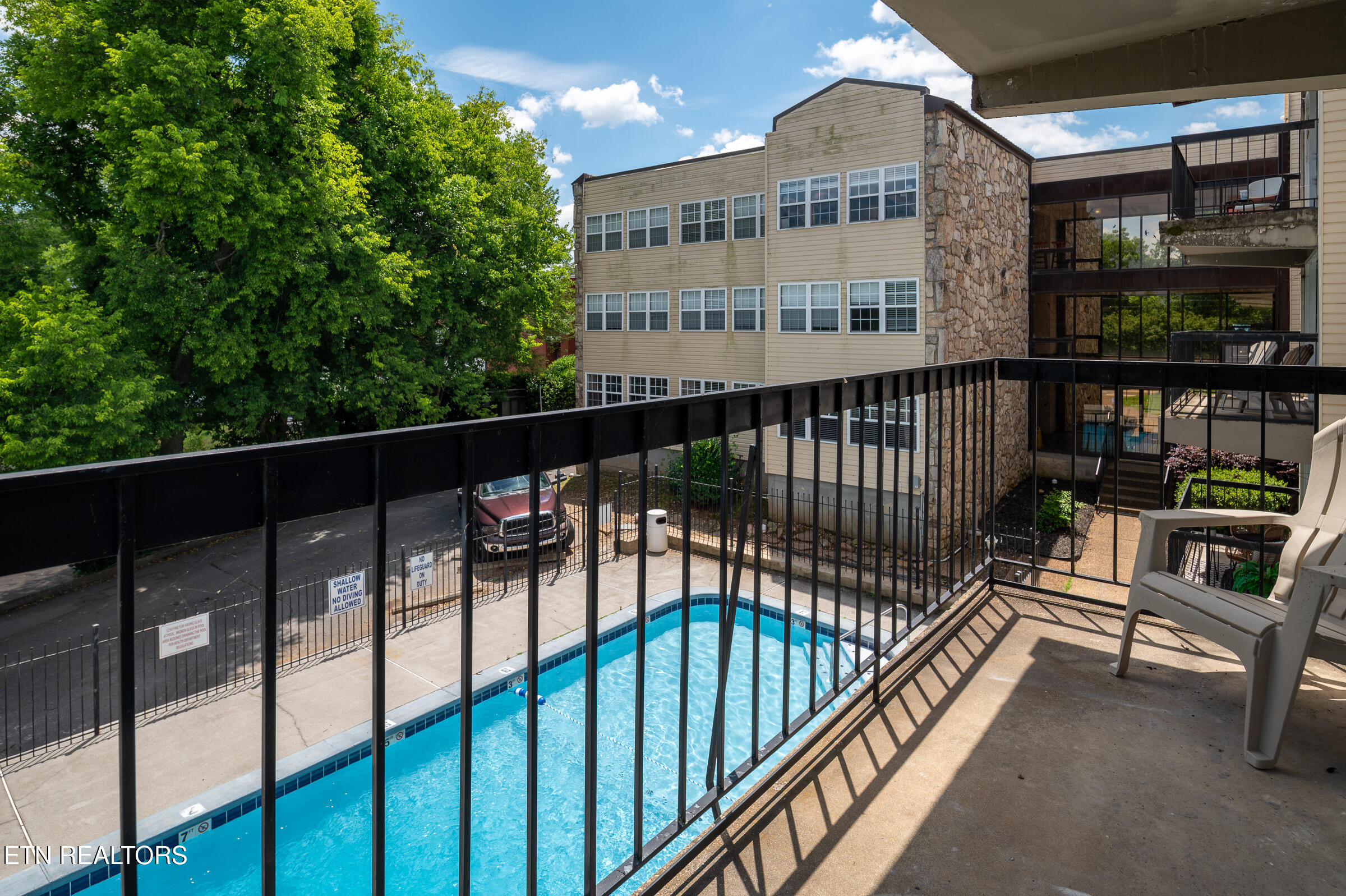 2749 Sullins Street Knoxville TN 37919