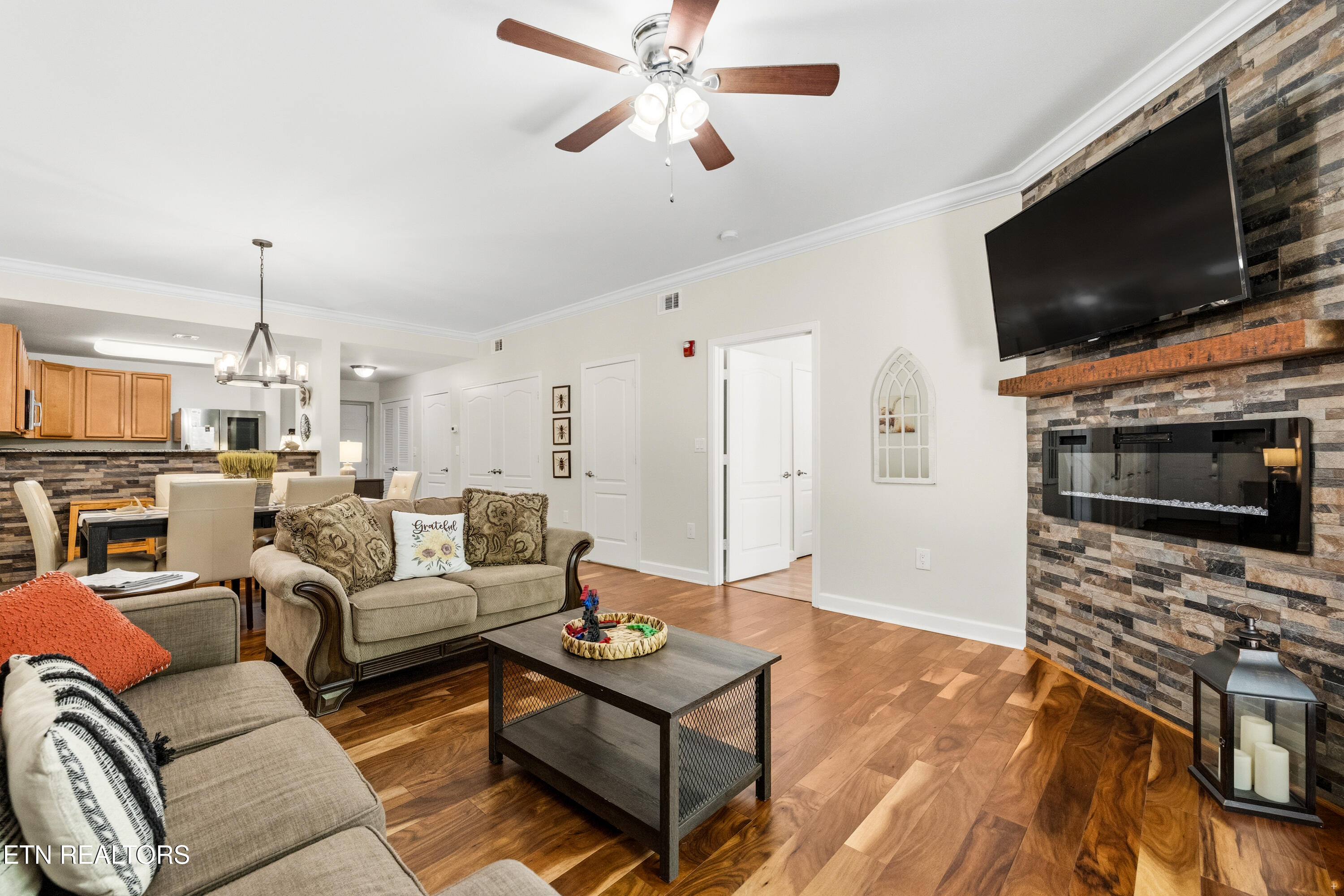 124 Plaza Drive Pigeon Forge TN 37863