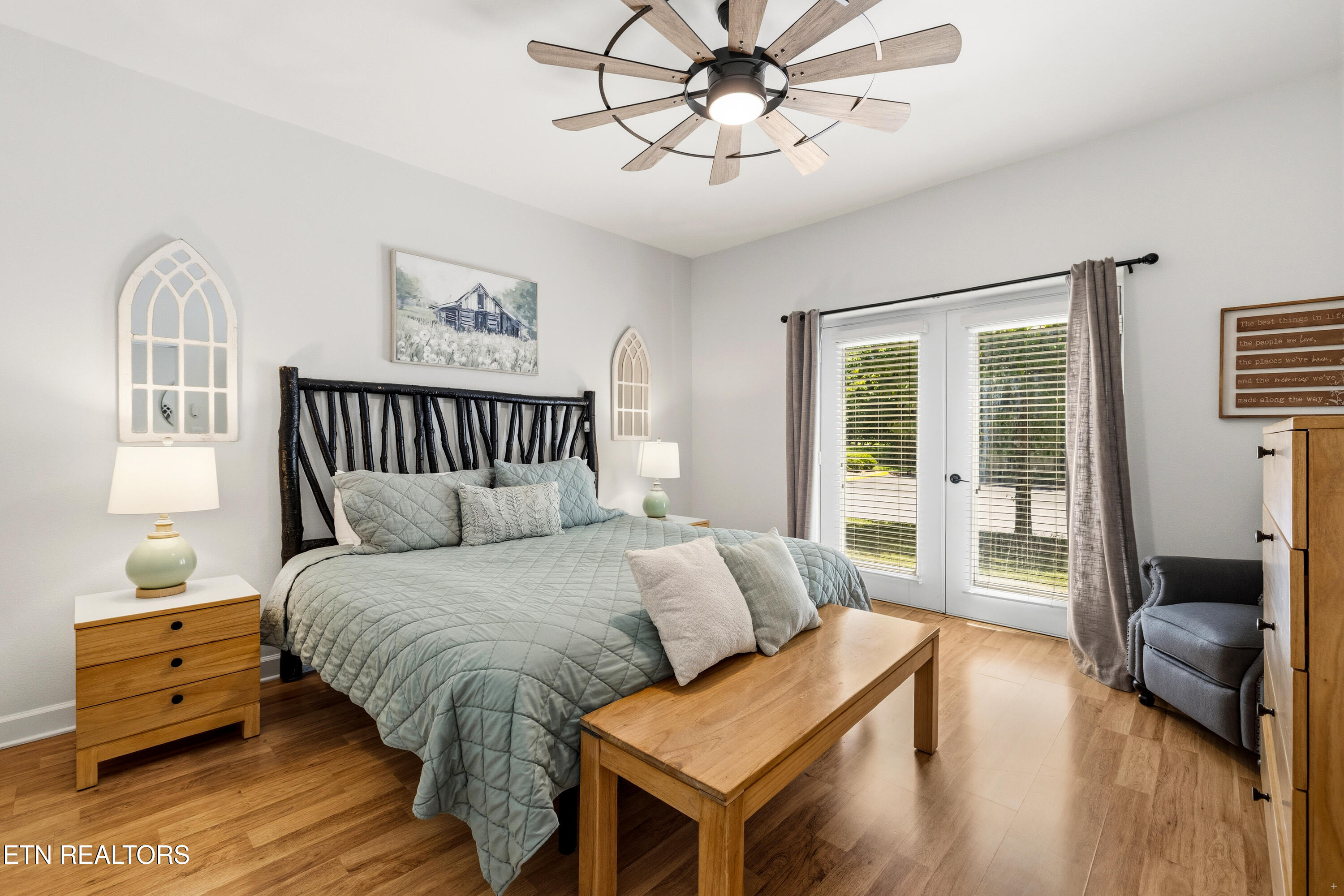 124 Plaza Drive Pigeon Forge TN 37863