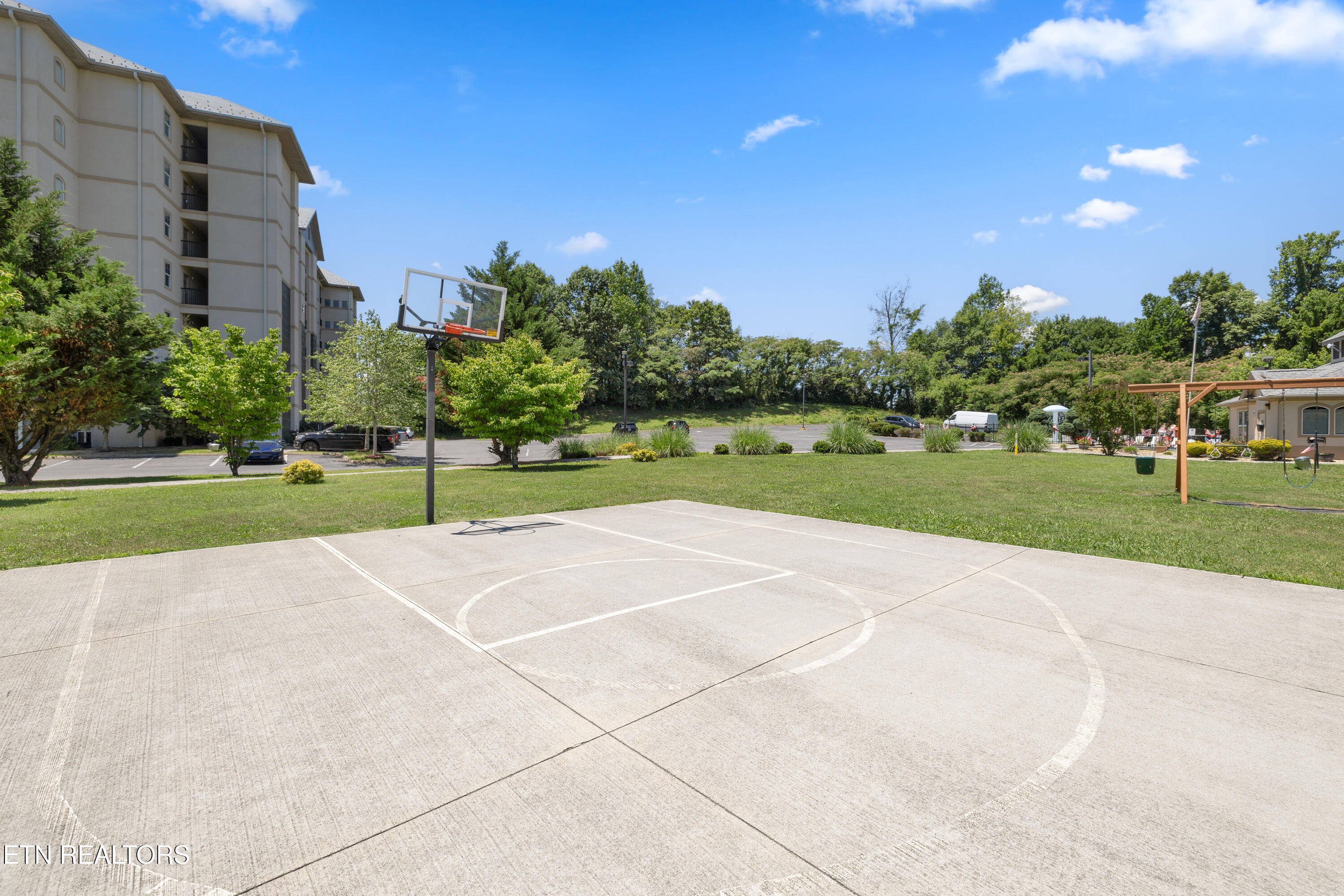 124 Plaza Drive Pigeon Forge TN 37863