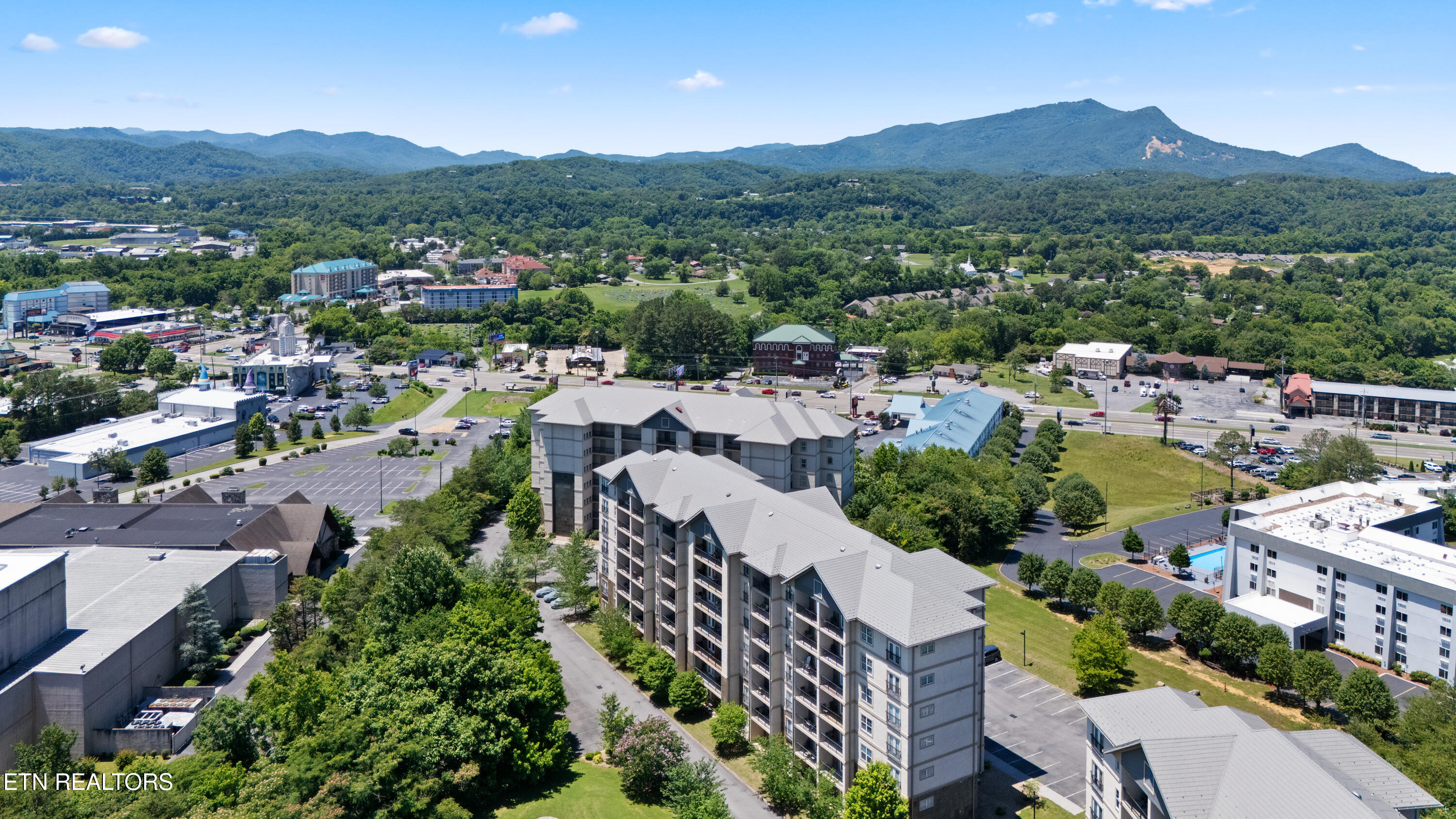 124 Plaza Drive Pigeon Forge TN 37863
