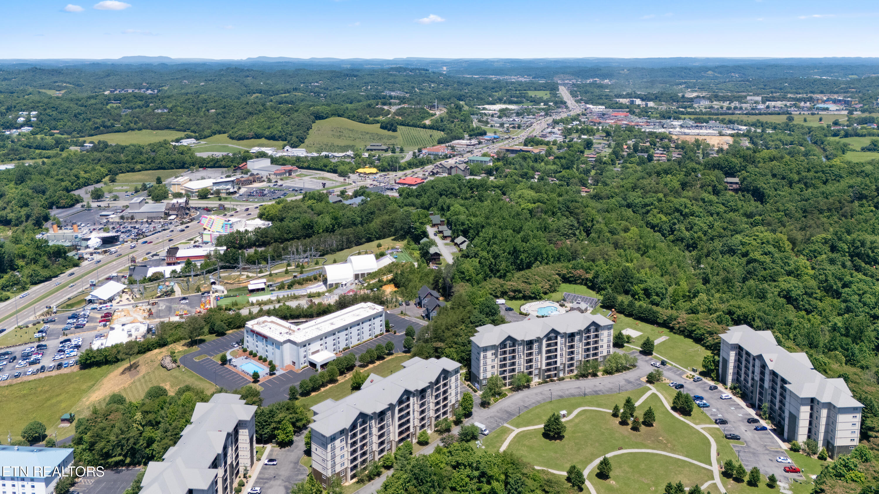 124 Plaza Drive Pigeon Forge TN 37863
