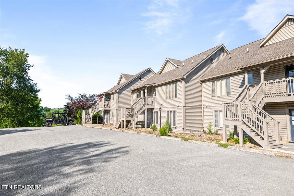 148 Deer Trot Lafollette TN 37766