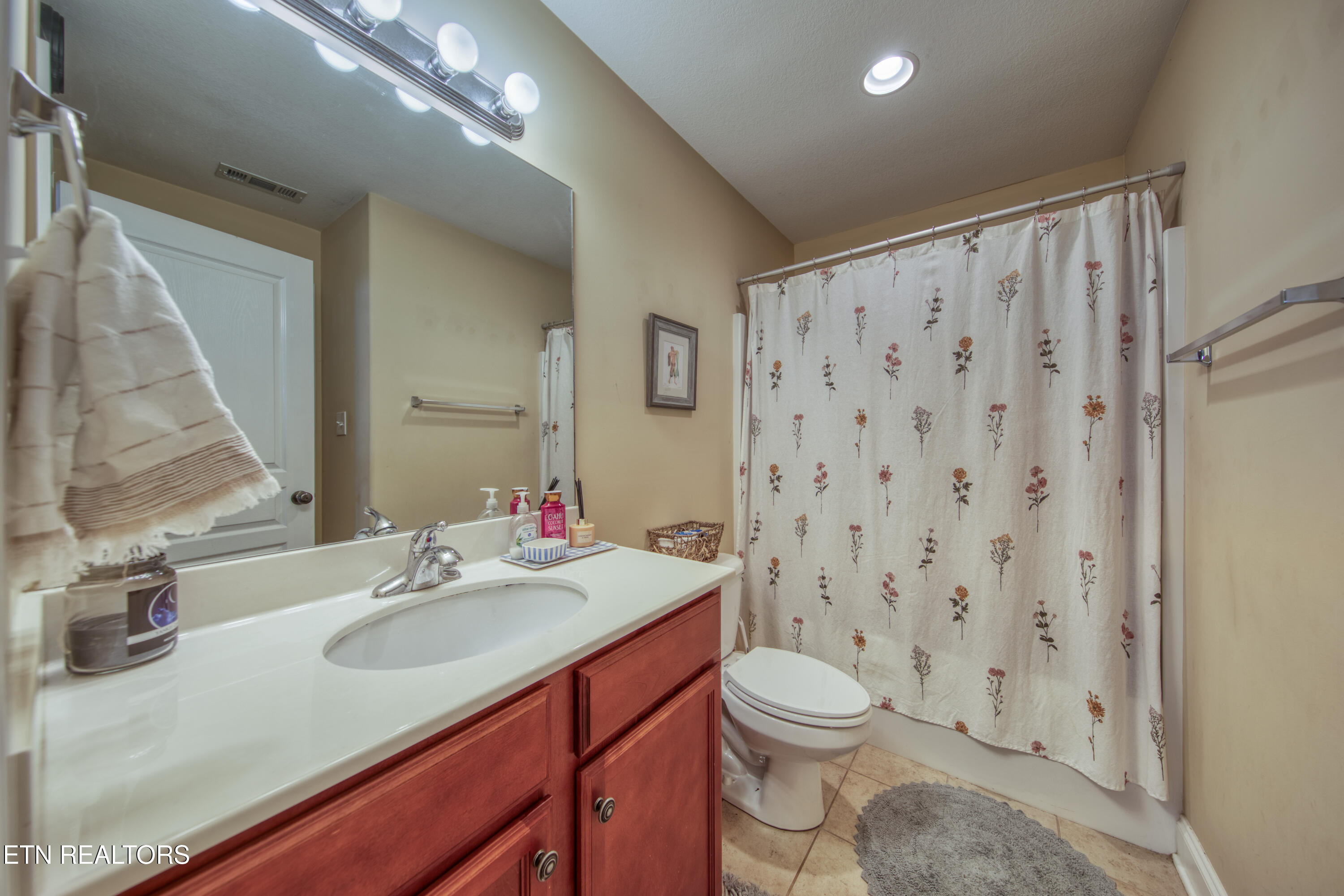 1418 Hazelgreen Way Knoxville TN 37912