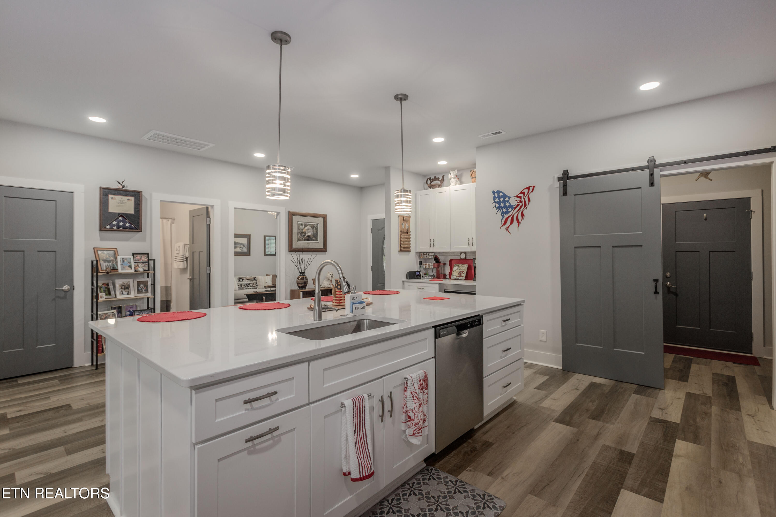 986 Meadow Walk Lane Lenoir City TN 37772