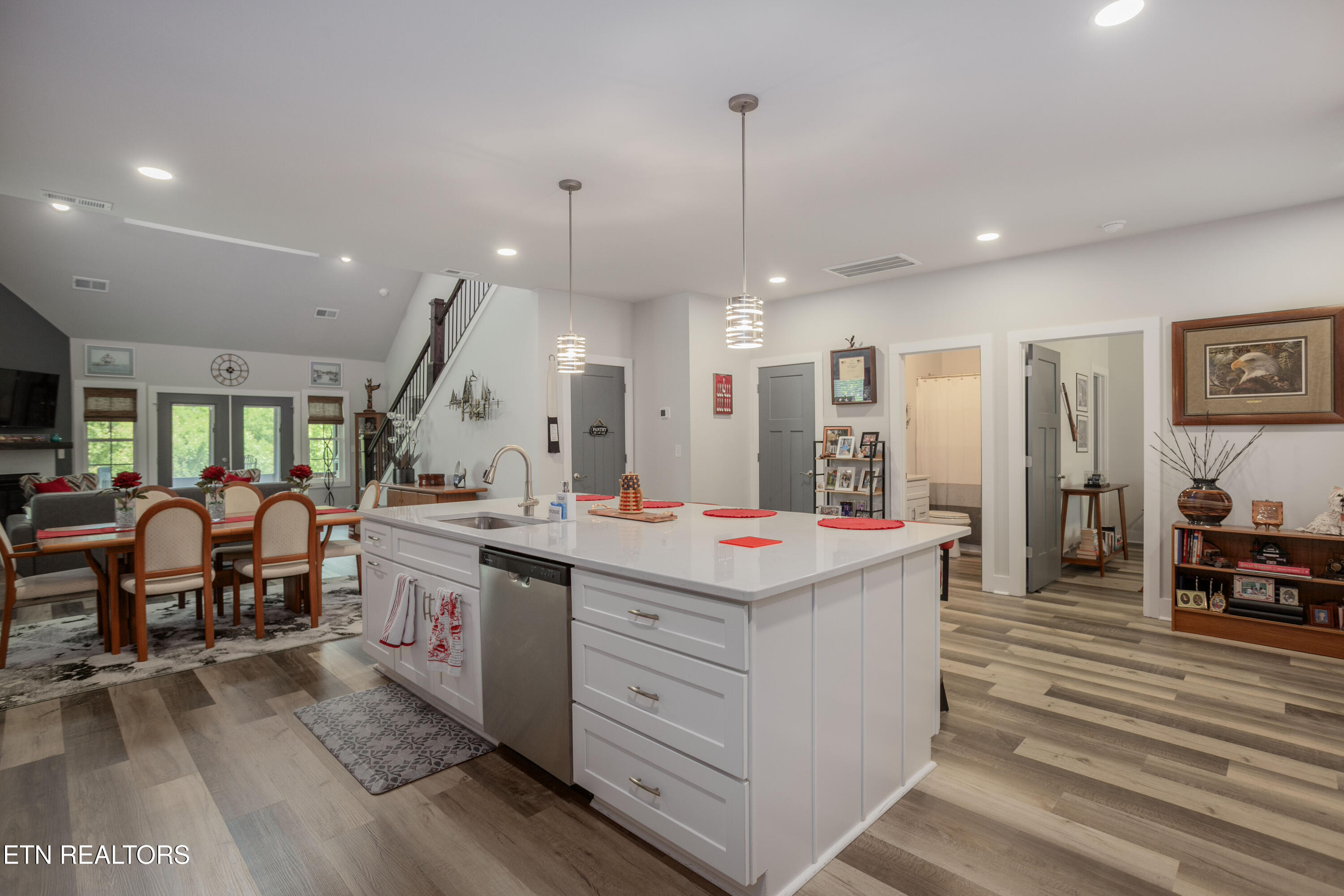 986 Meadow Walk Lane Lenoir City TN 37772