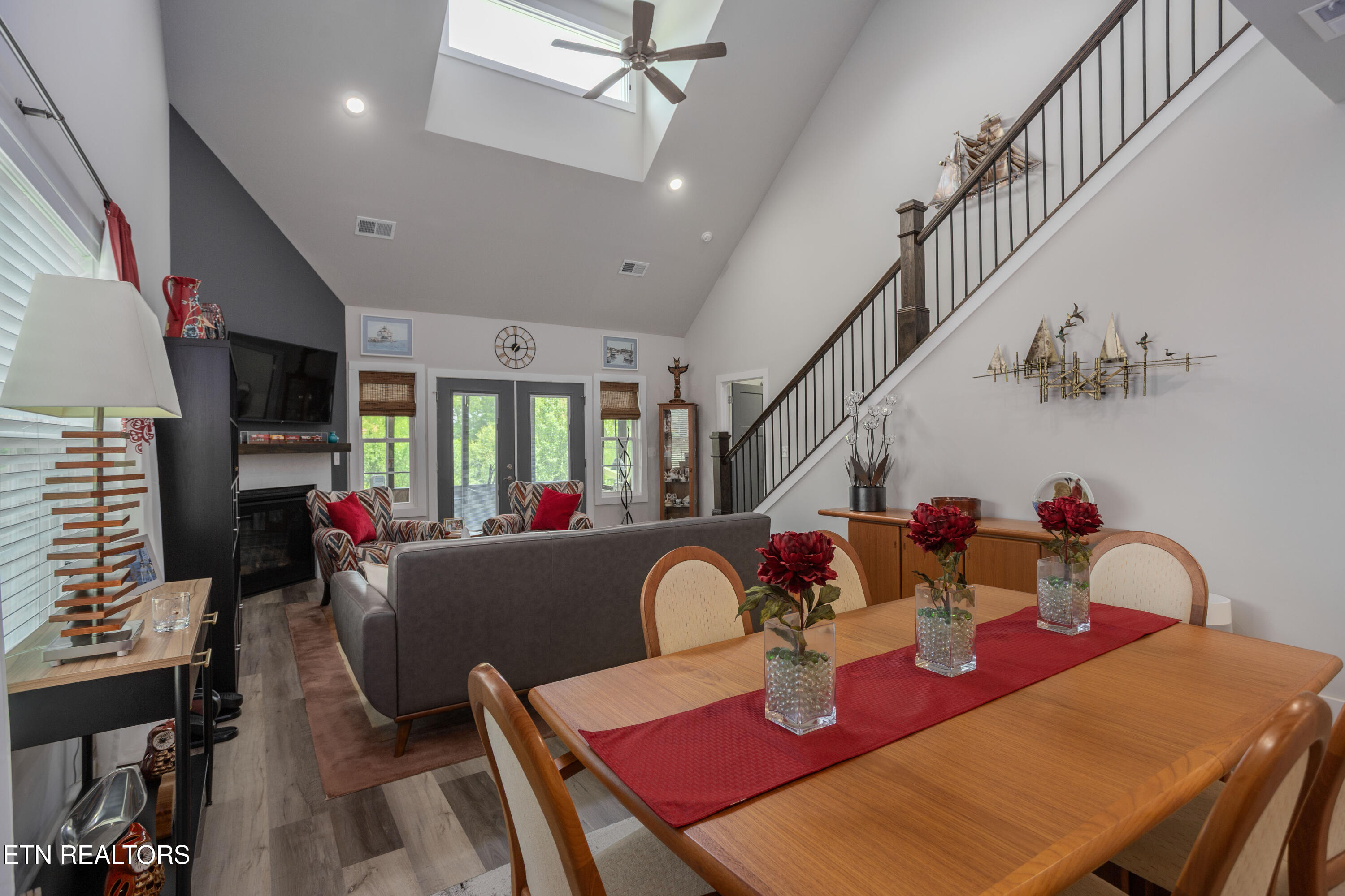 986 Meadow Walk Lane Lenoir City TN 37772