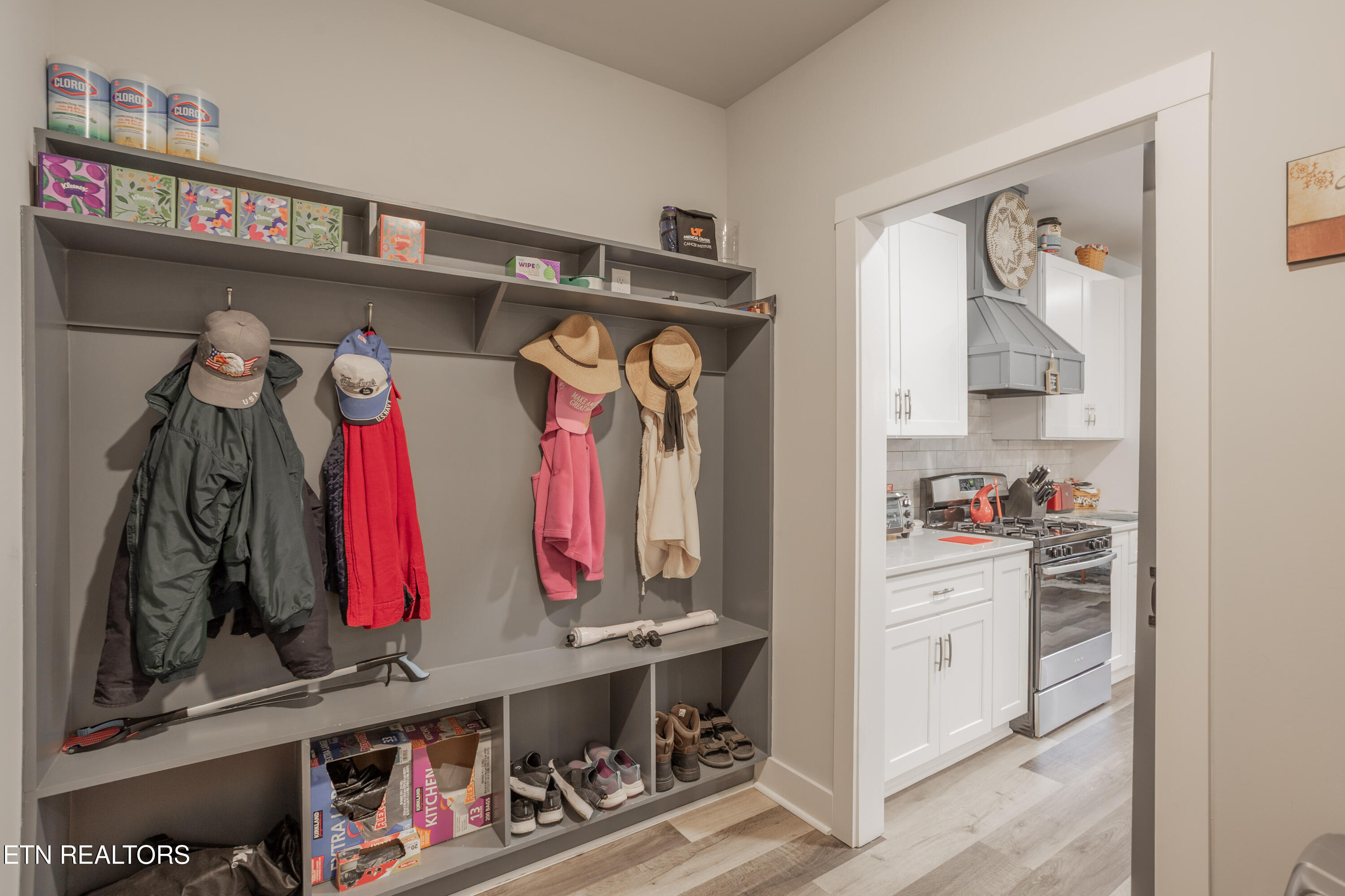 986 Meadow Walk Lane Lenoir City TN 37772