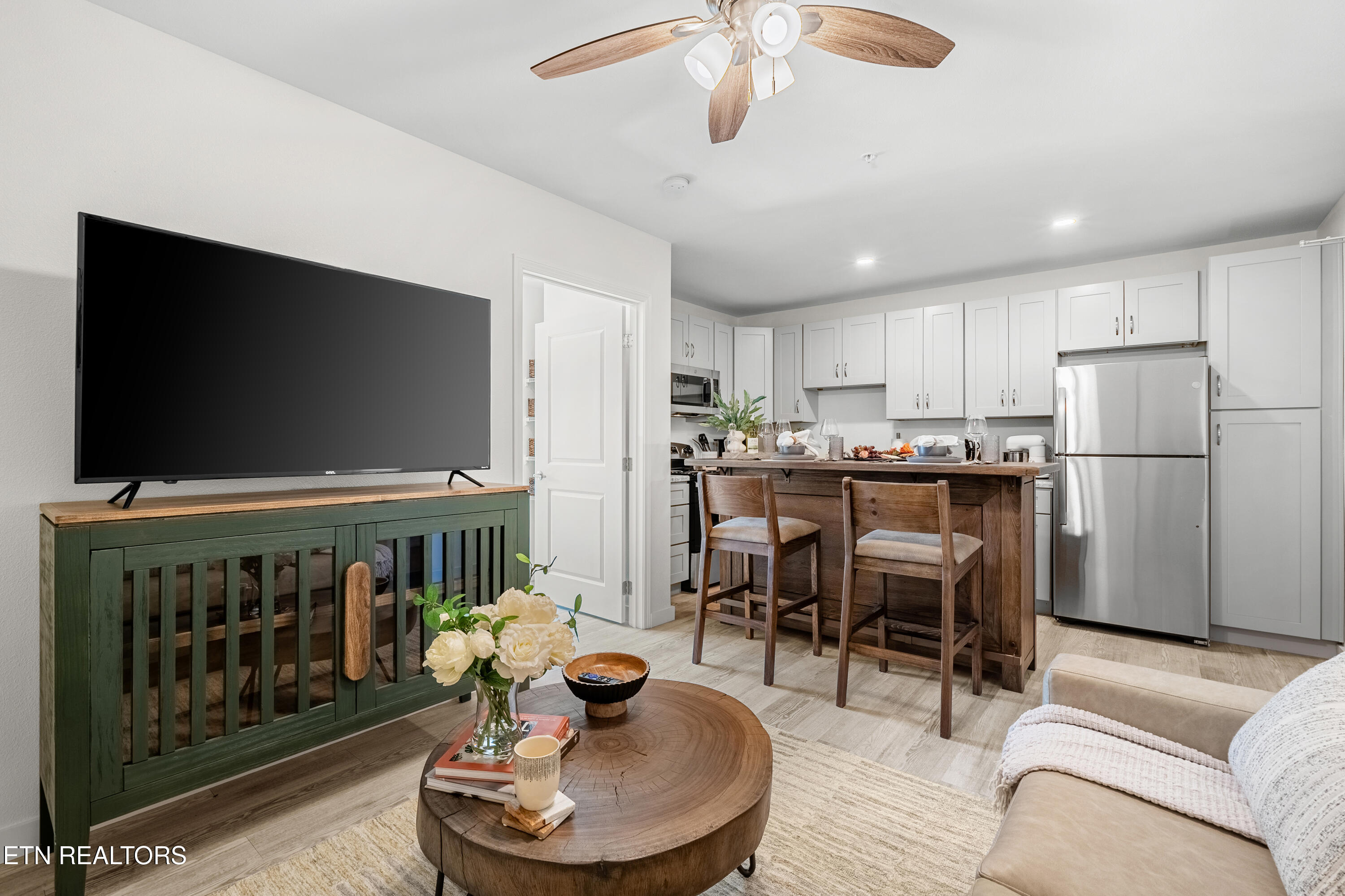 227 Sharon Drive Pigeon Forge TN 37863