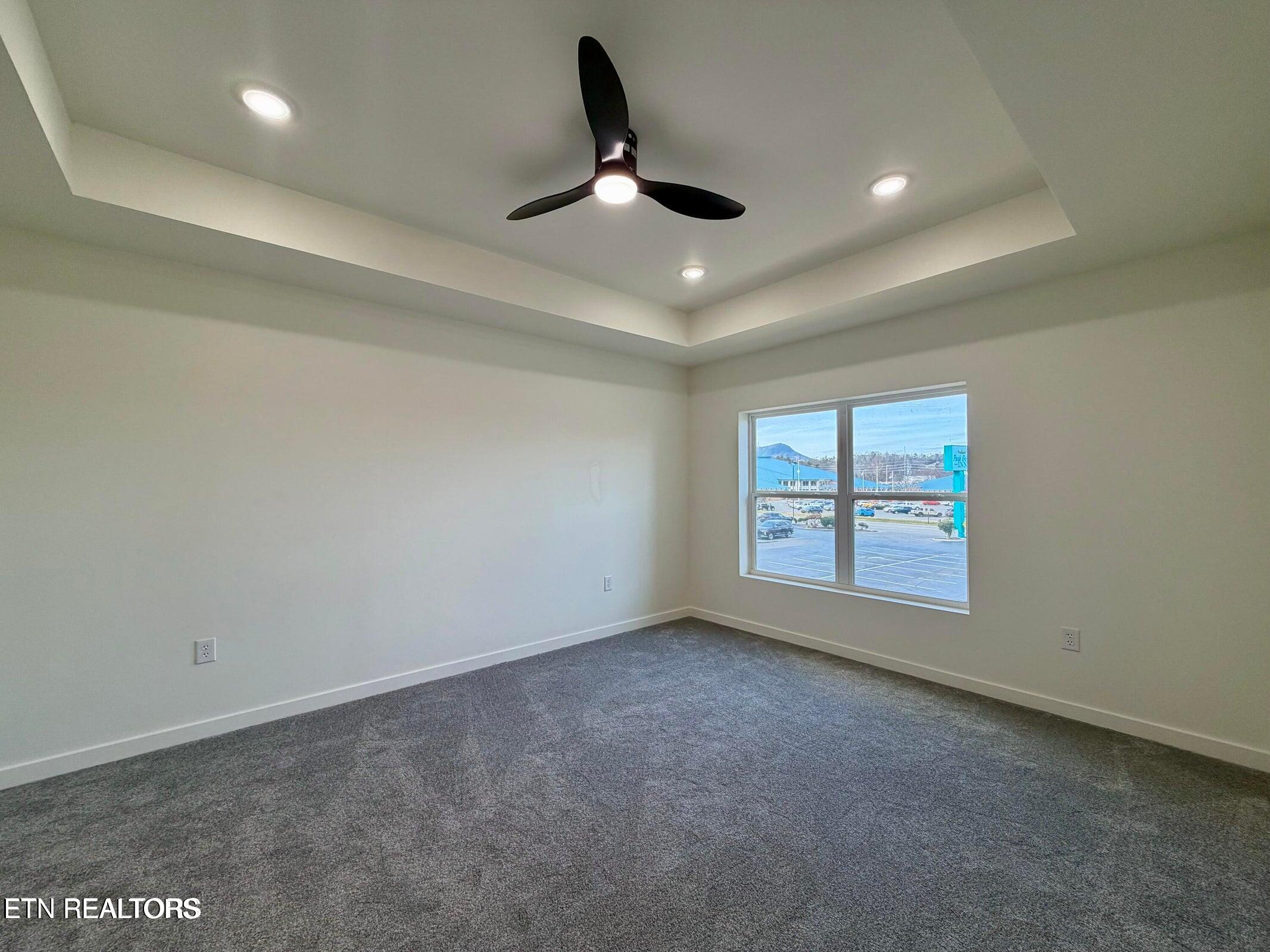 129 Sugarfoot Way Pigeon Forge TN 37863