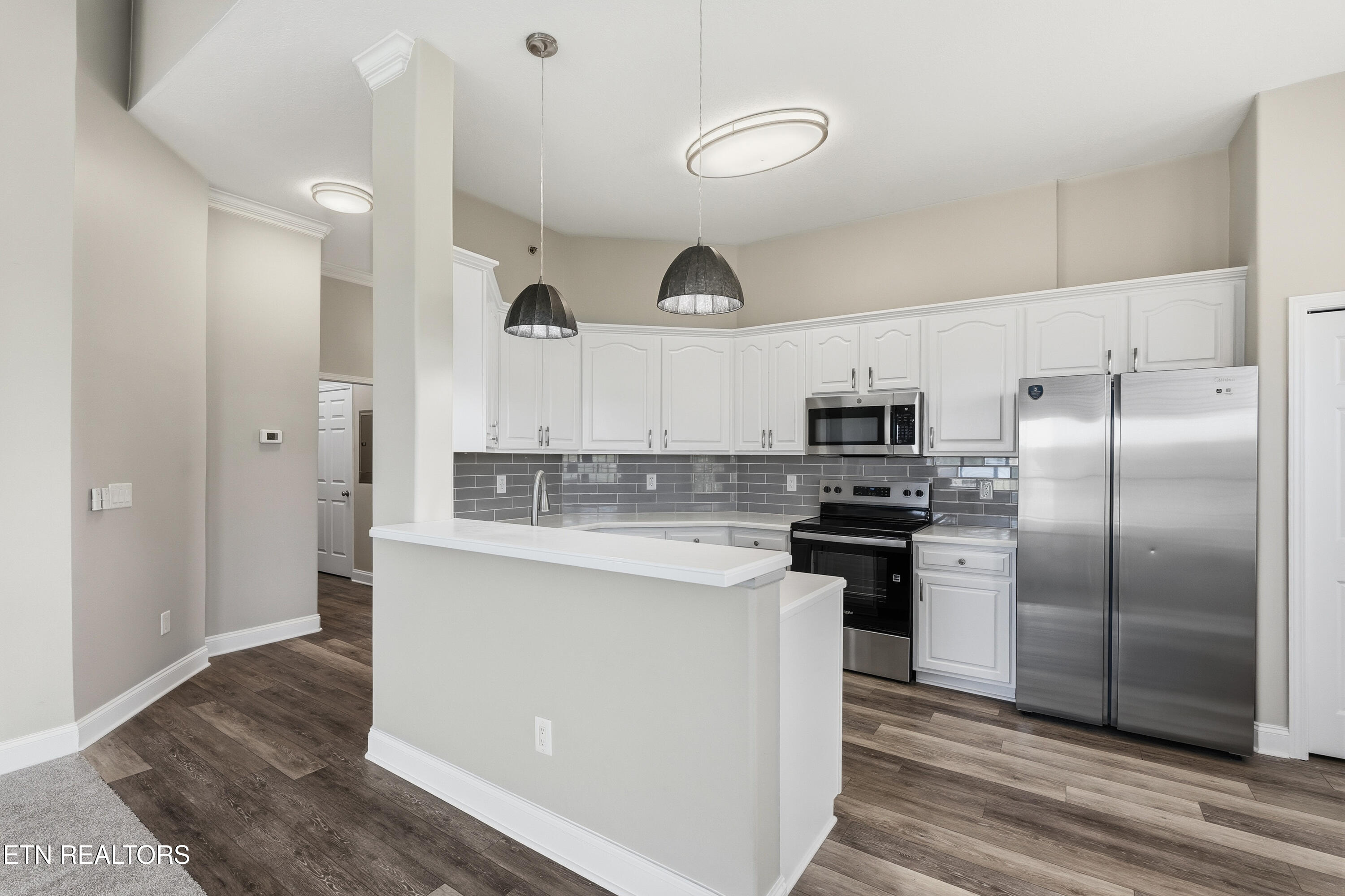 565 Rarity Bay Parkway Vonore TN 37885