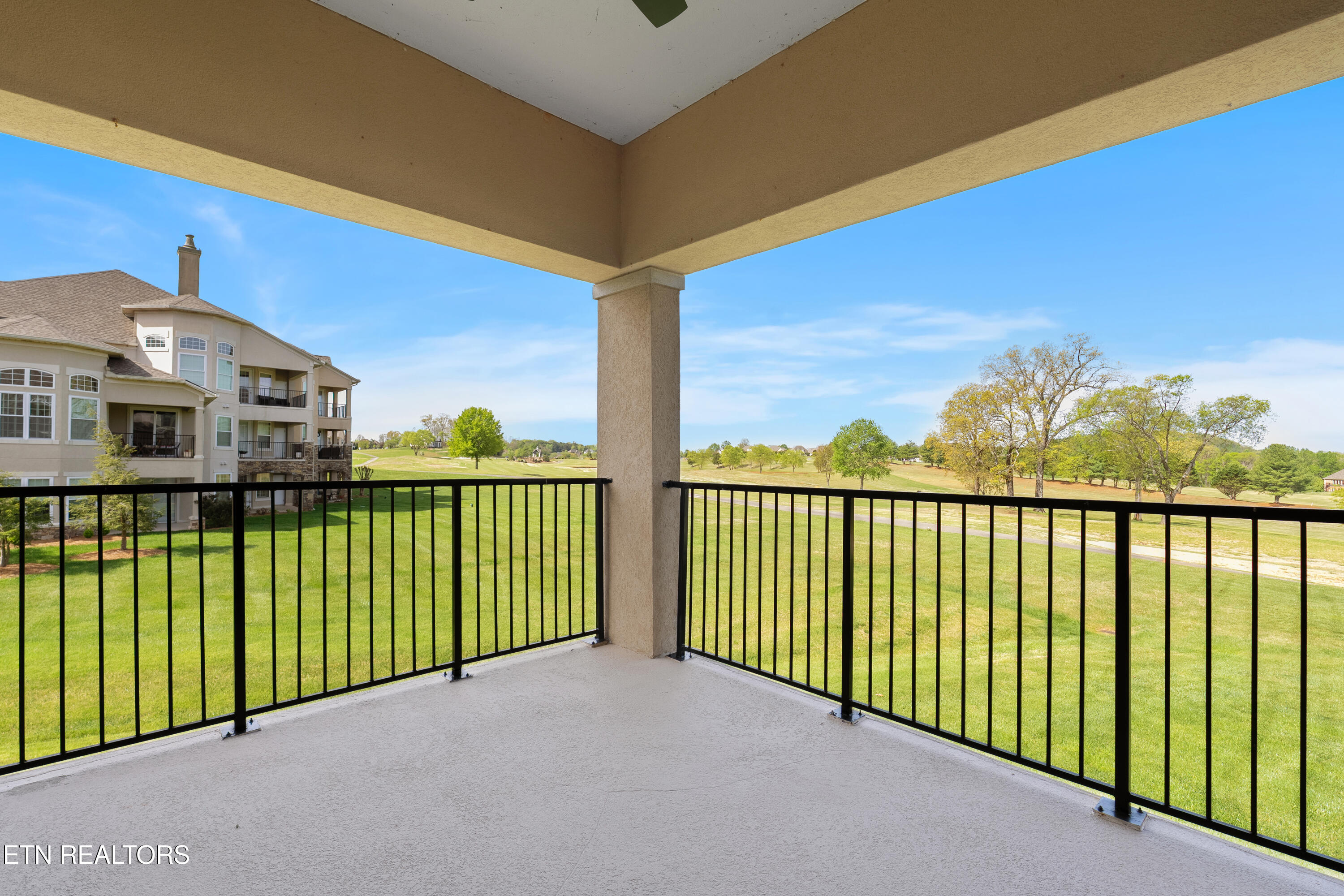 565 Rarity Bay Parkway Vonore TN 37885