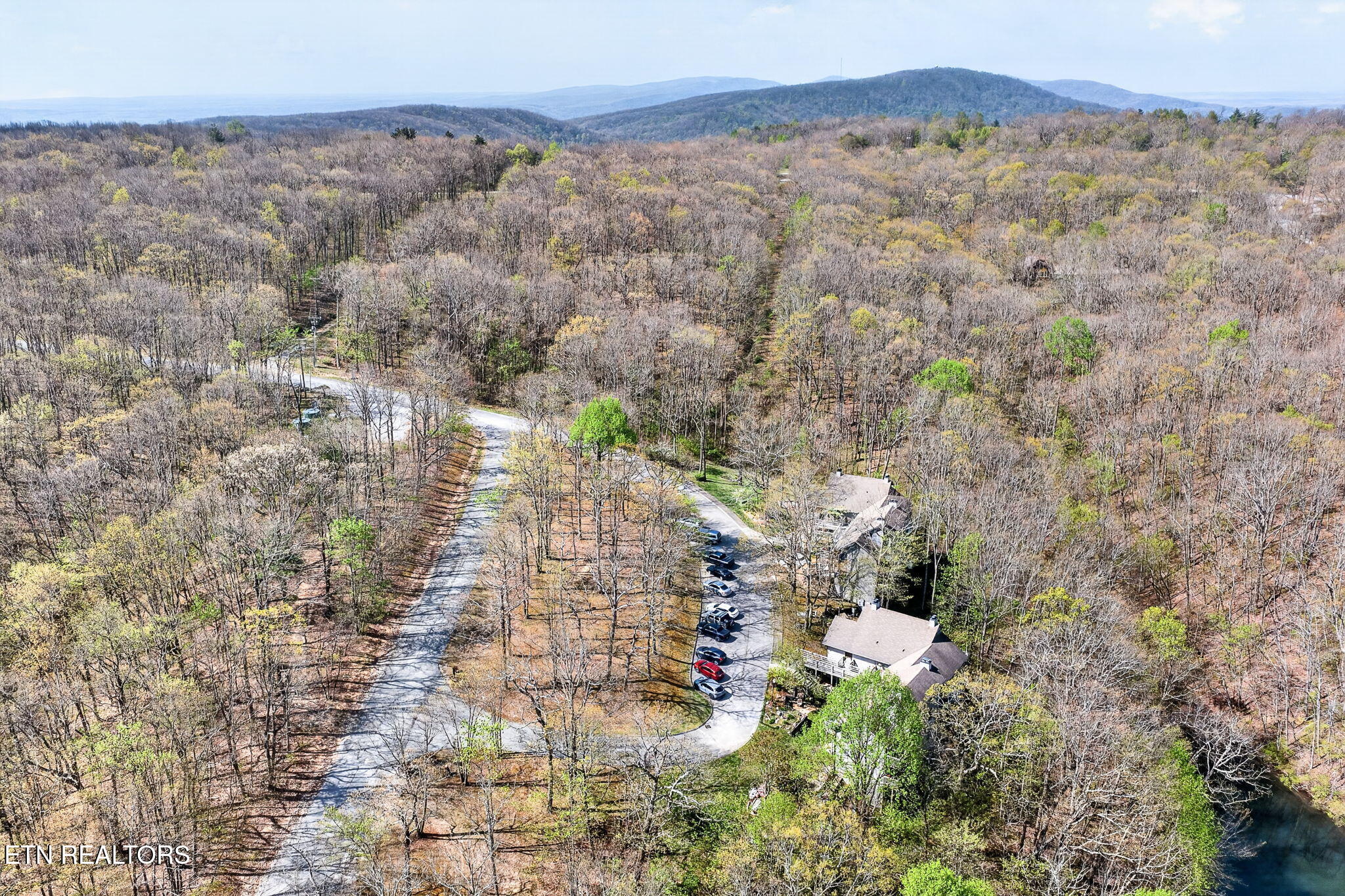 145 Moytoy Road Crab Orchard TN 37723