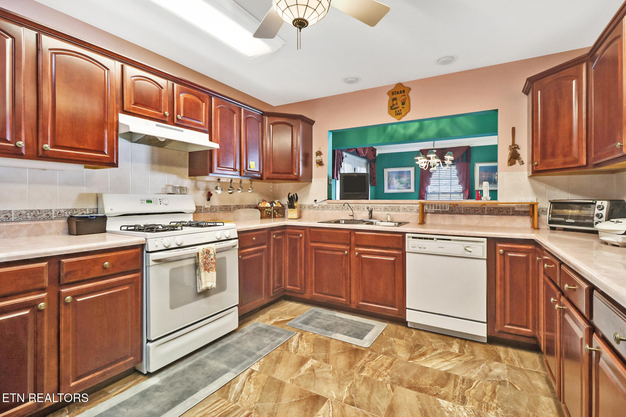 3 Augustine Lane Fairfield Glade TN 38558