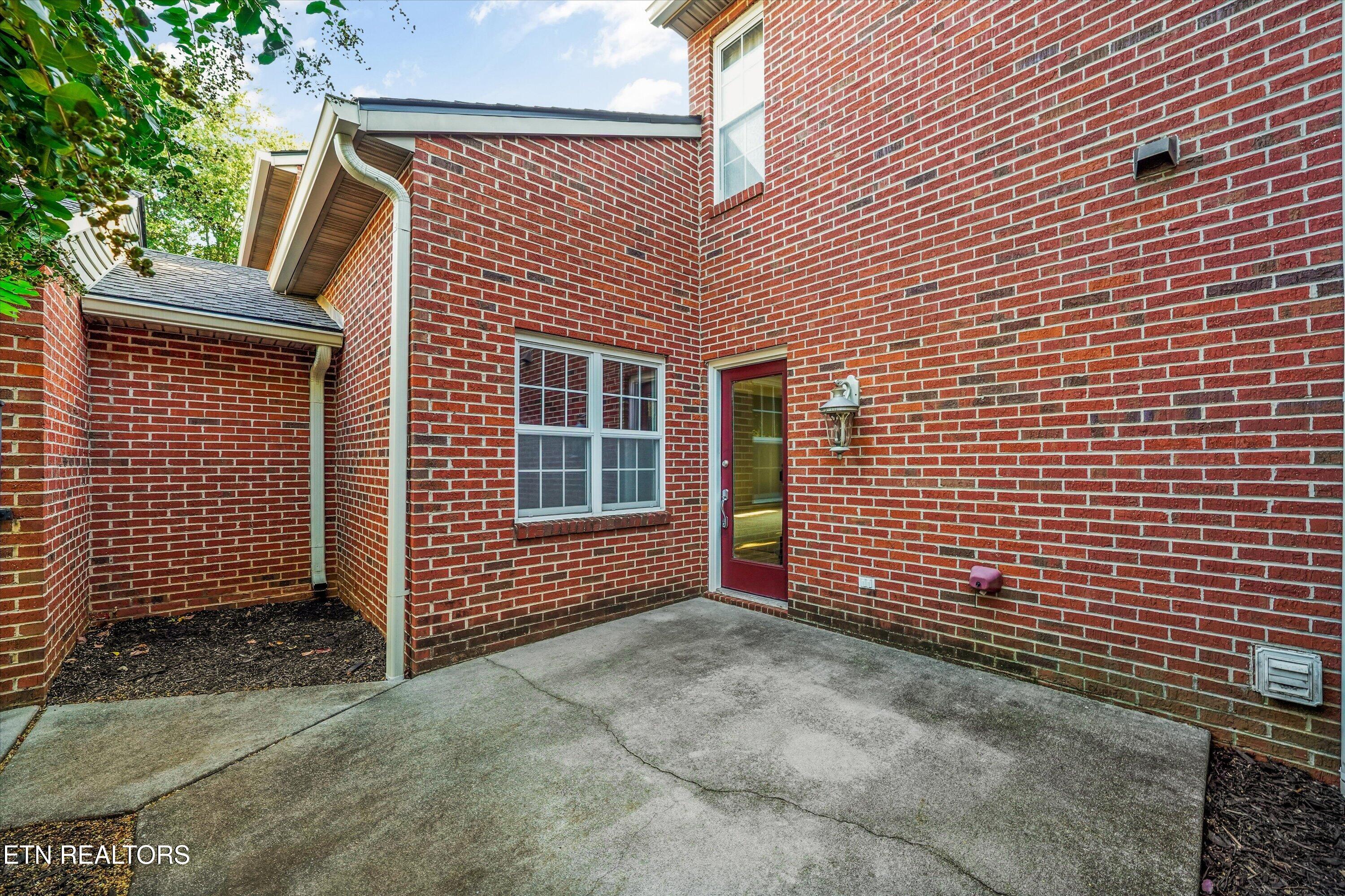 5032 Griffins Gate Lane Knoxville TN 37912