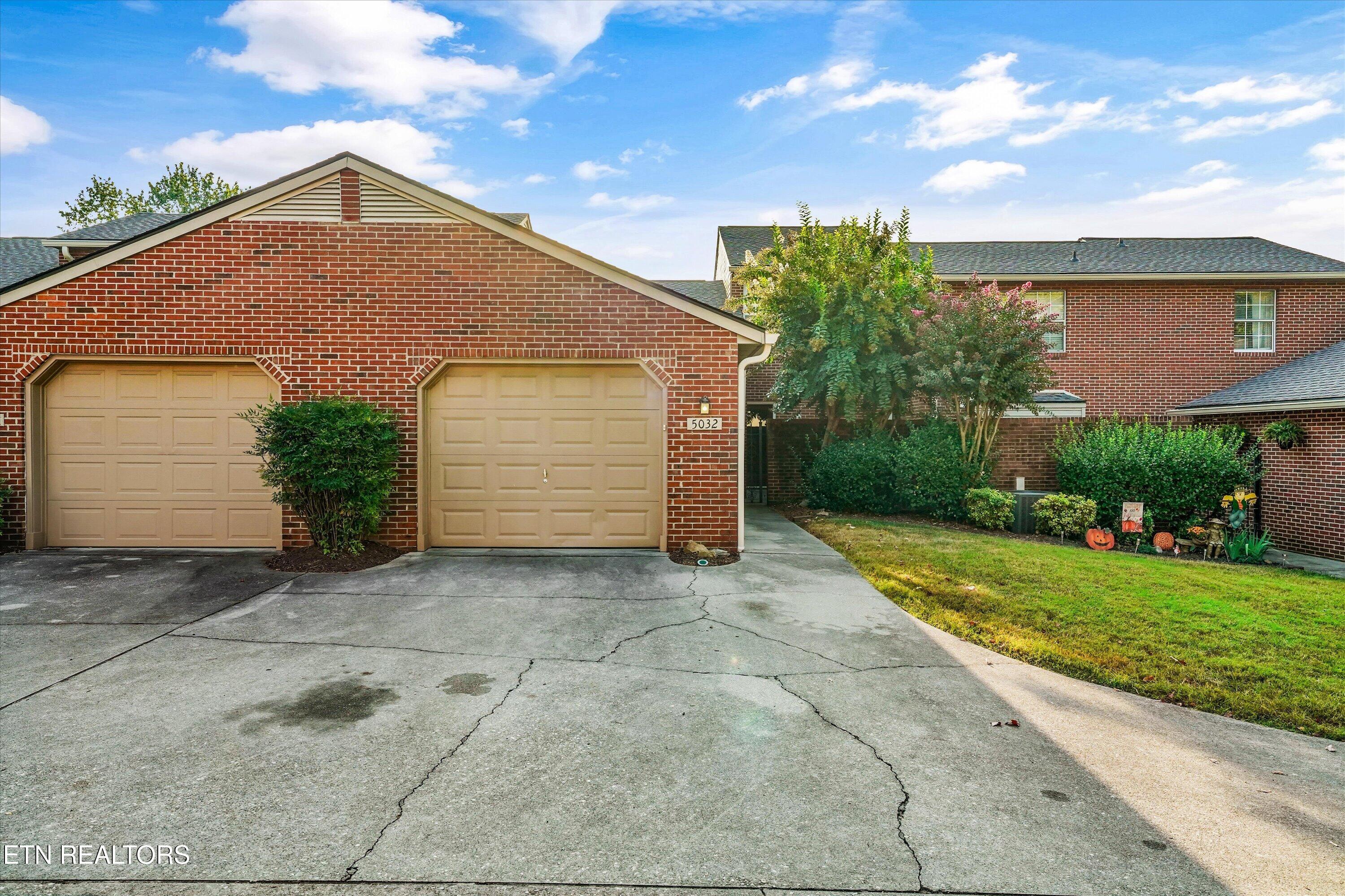 5032 Griffins Gate Lane Knoxville TN 37912