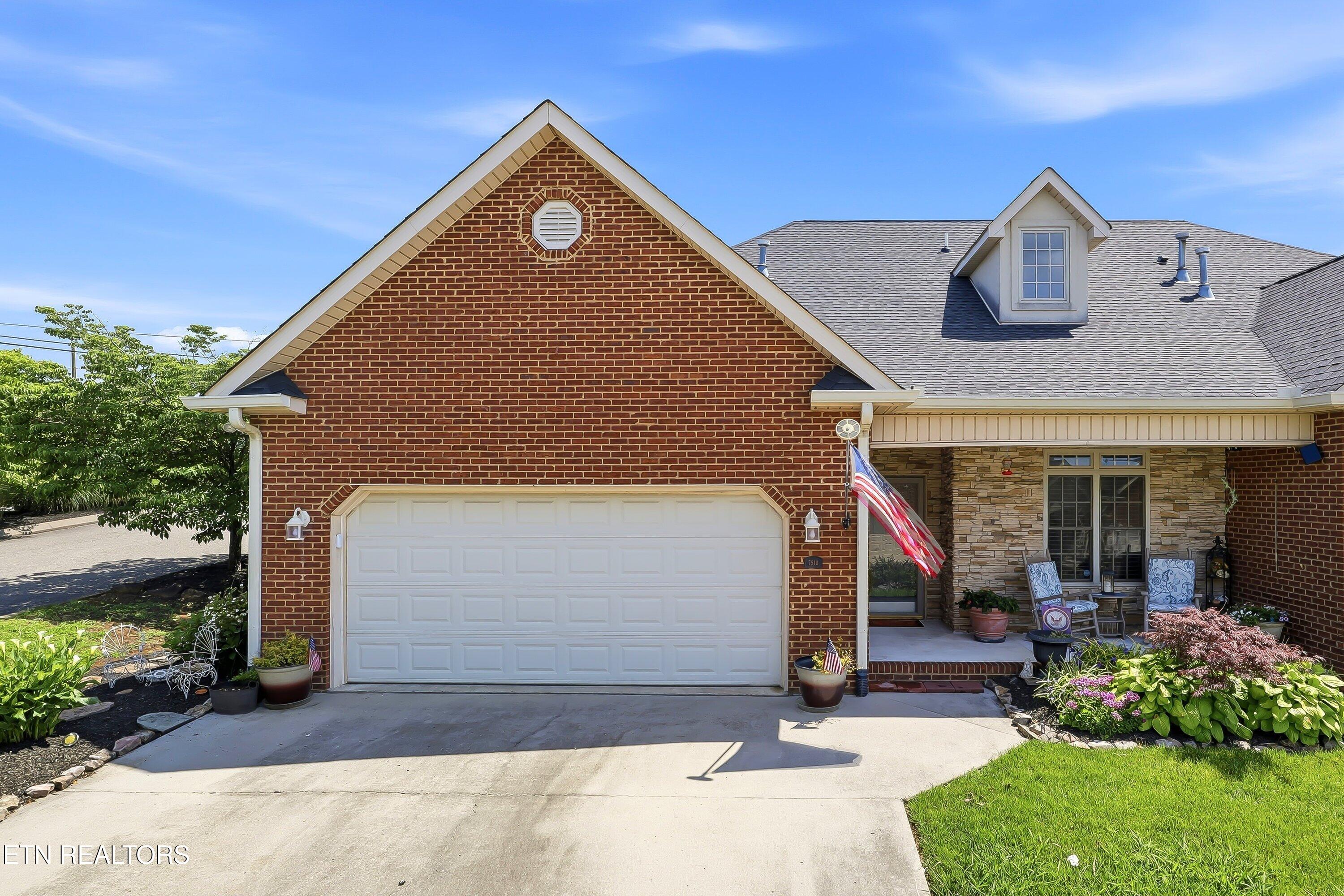 Knoxville TN, 7510 School View Way