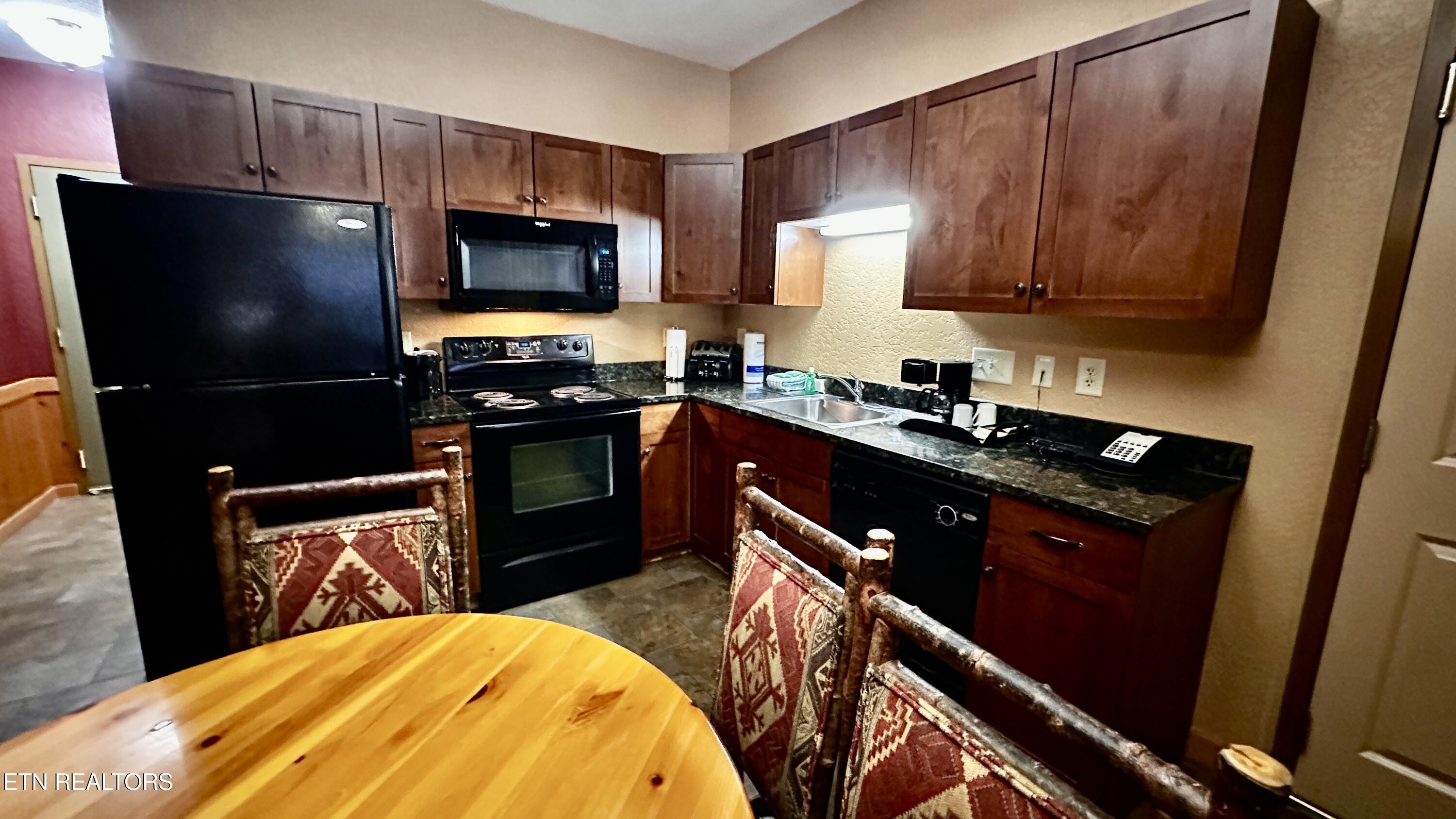 1424 Old Knoxville Highway Sevierville TN 37876