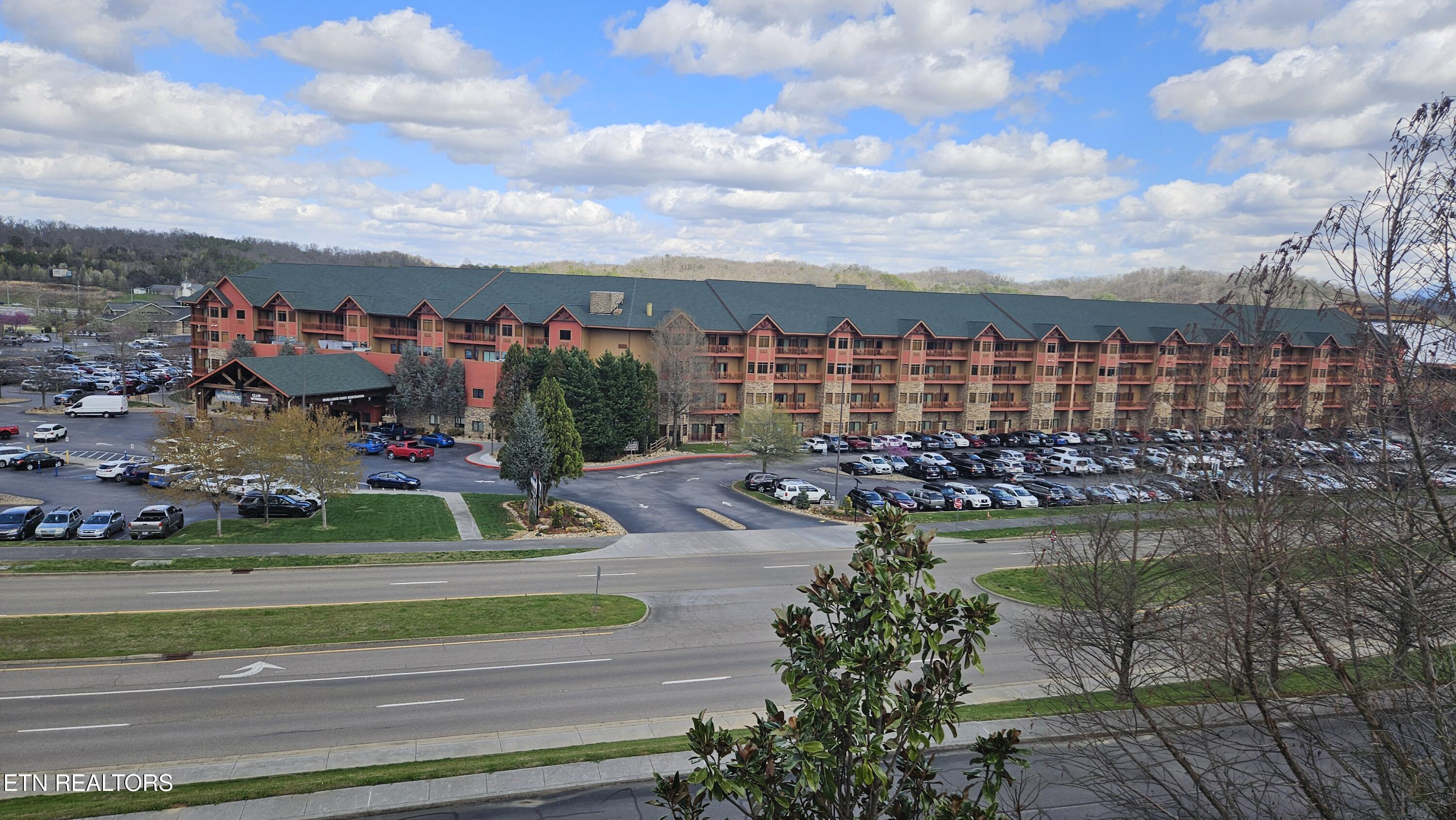 1424 Old Knoxville Highway Sevierville TN 37876