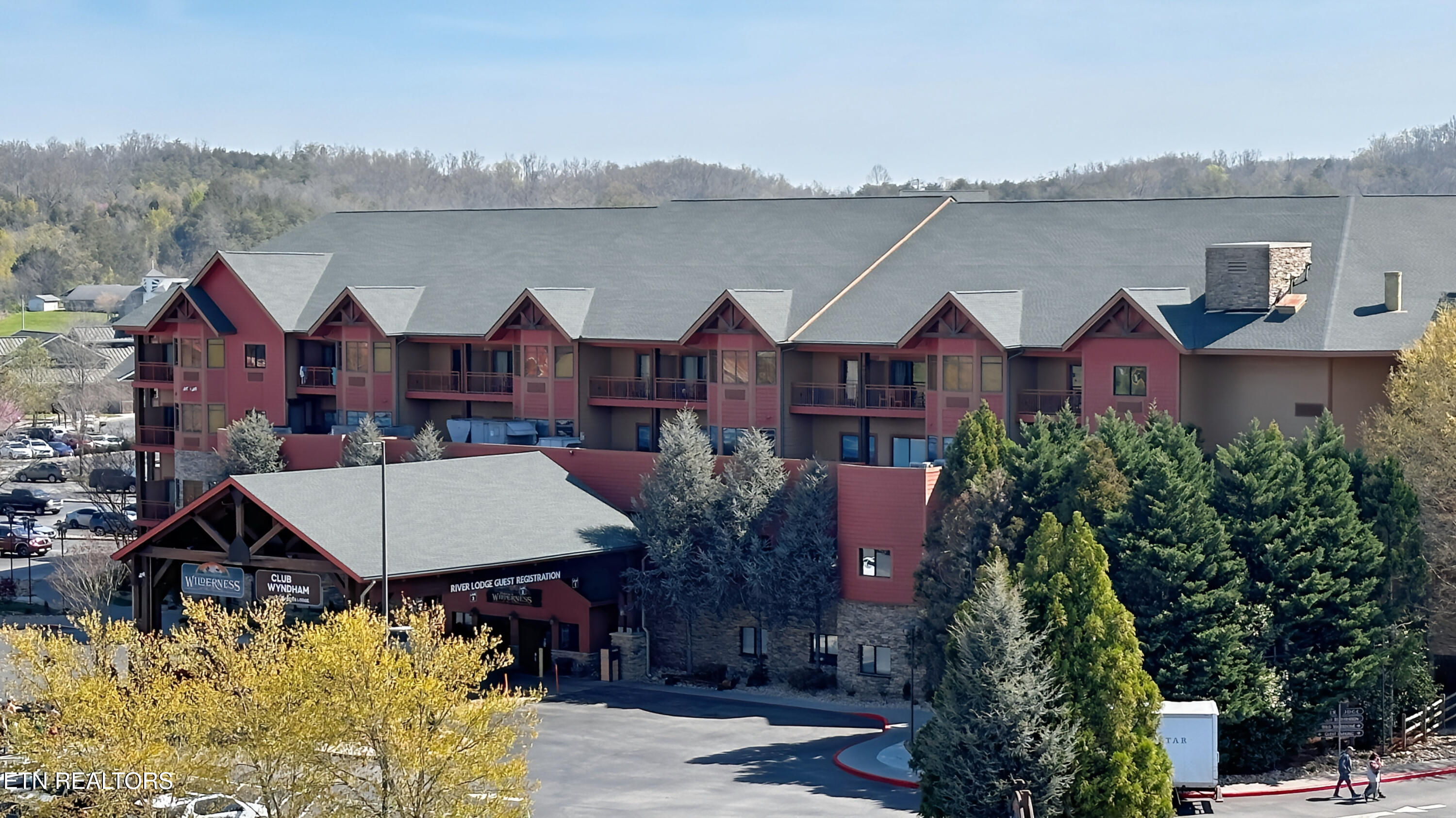 1424 Old Knoxville Highway Sevierville TN 37876