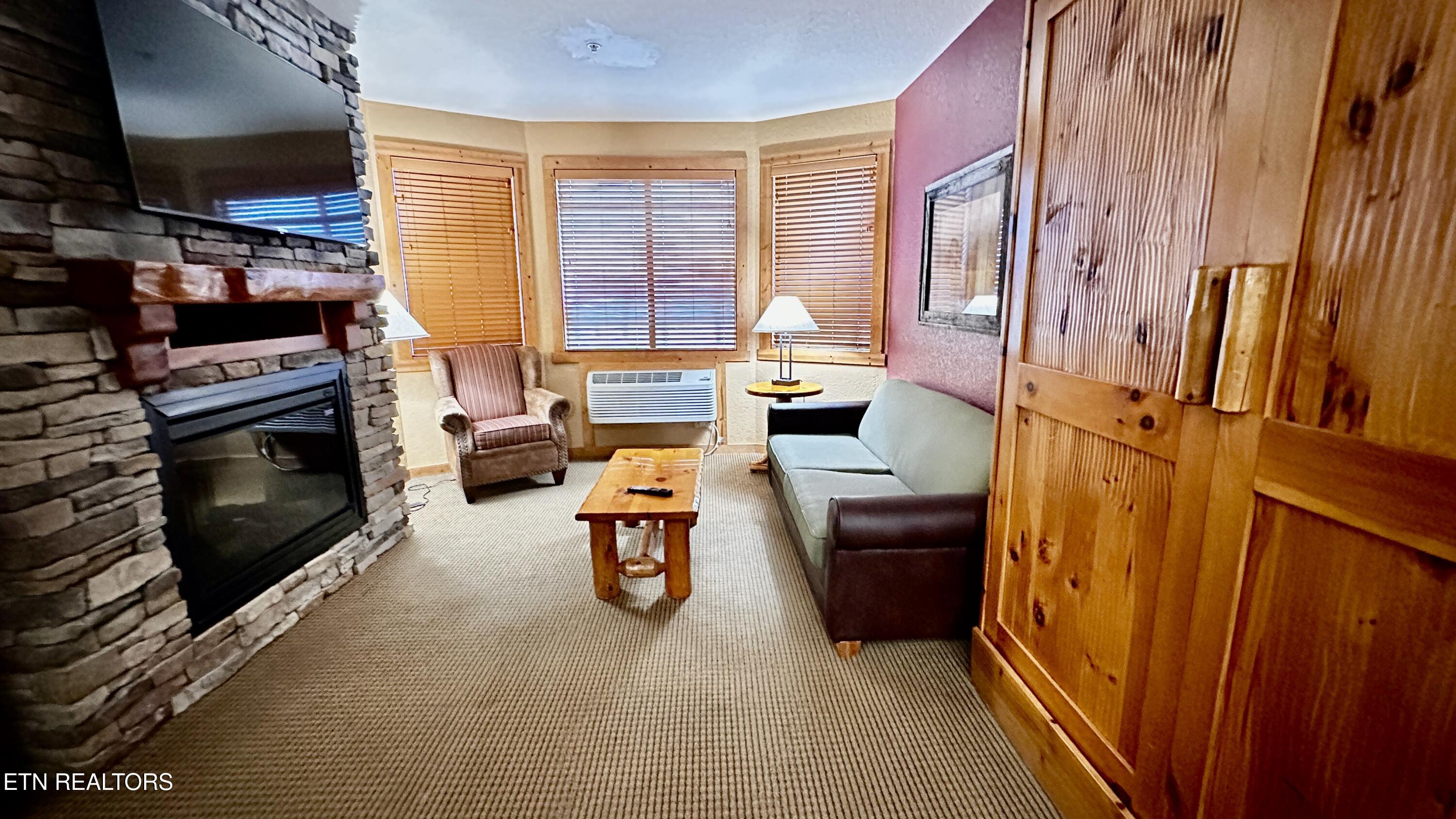 1424 Old Knoxville Highway Sevierville TN 37876