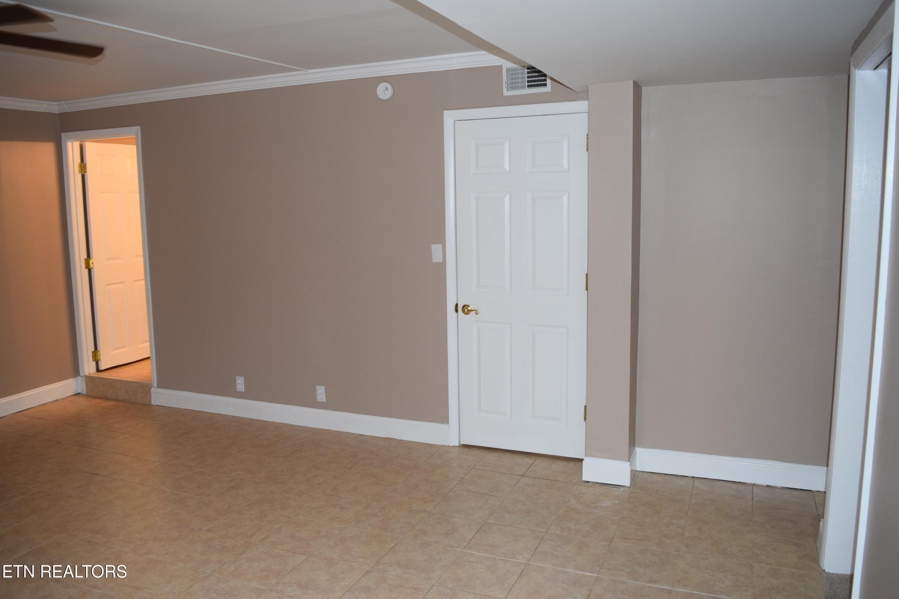 8526 Madrid Court Knoxville TN 37923
