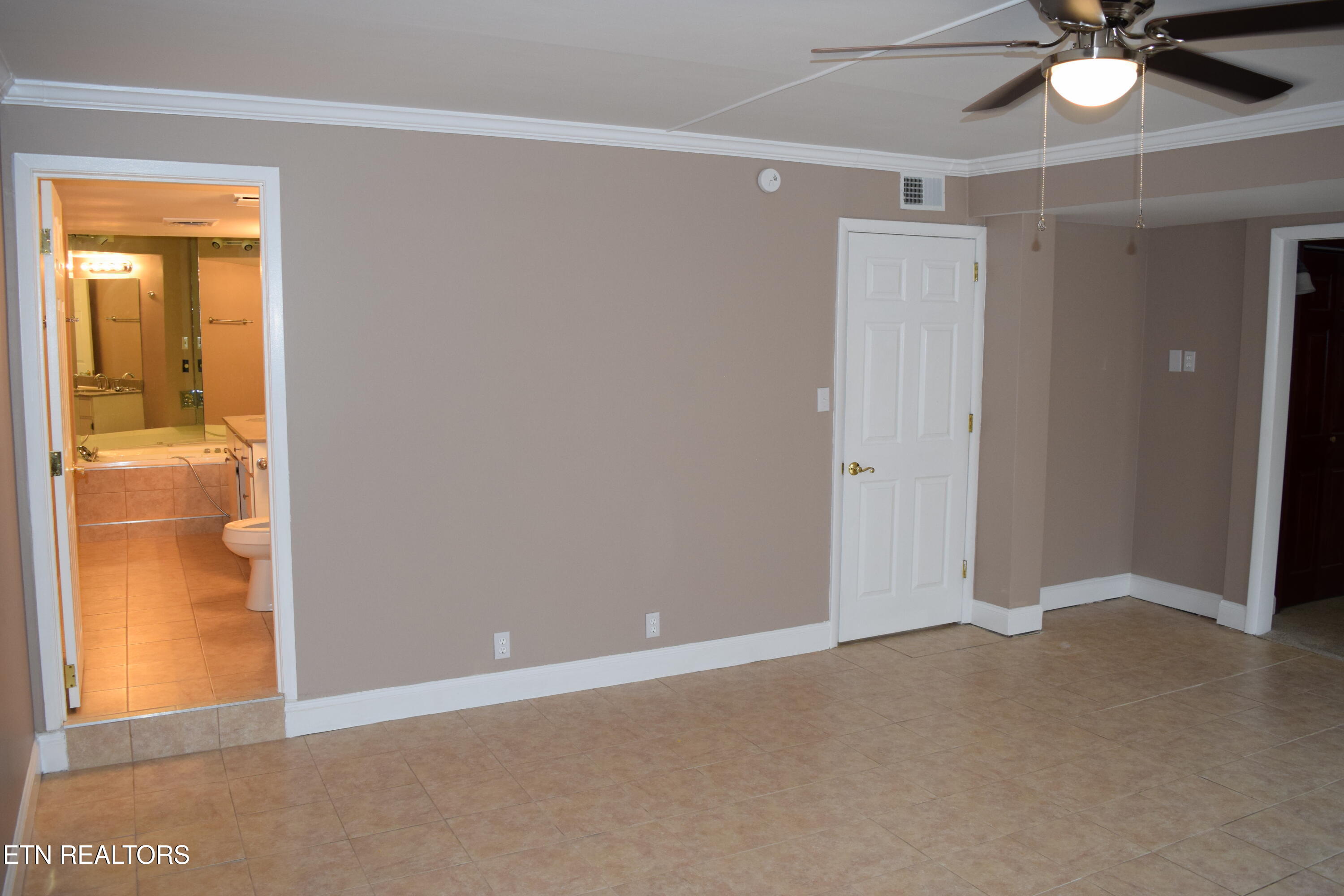8526 Madrid Court Knoxville TN 37923