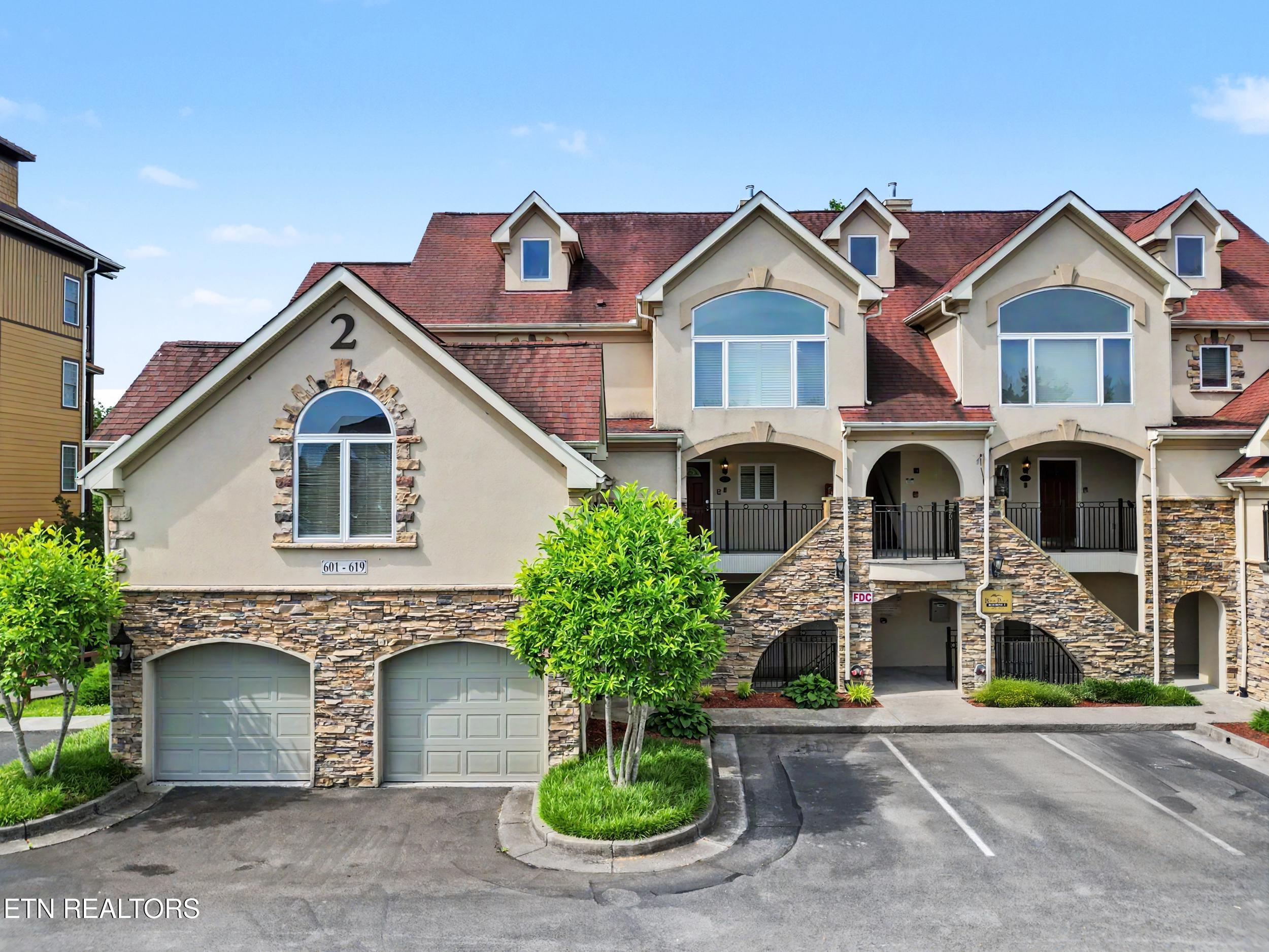 609 River Place Way Sevierville TN 37862