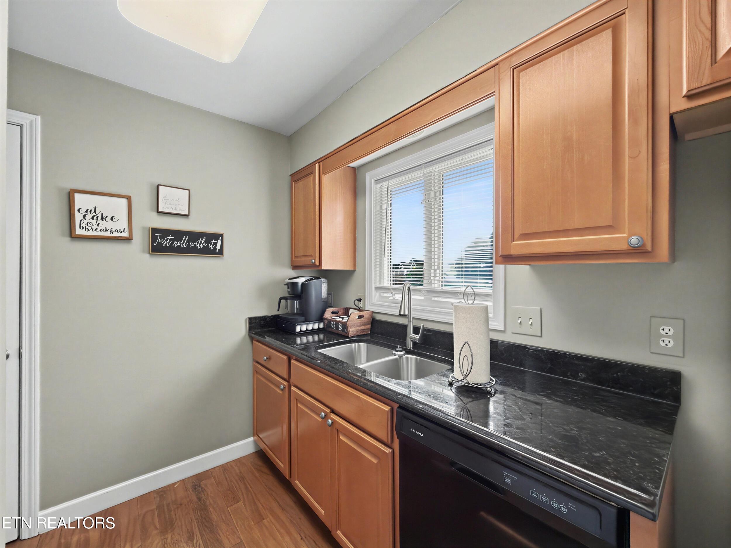 609 River Place Way Sevierville TN 37862