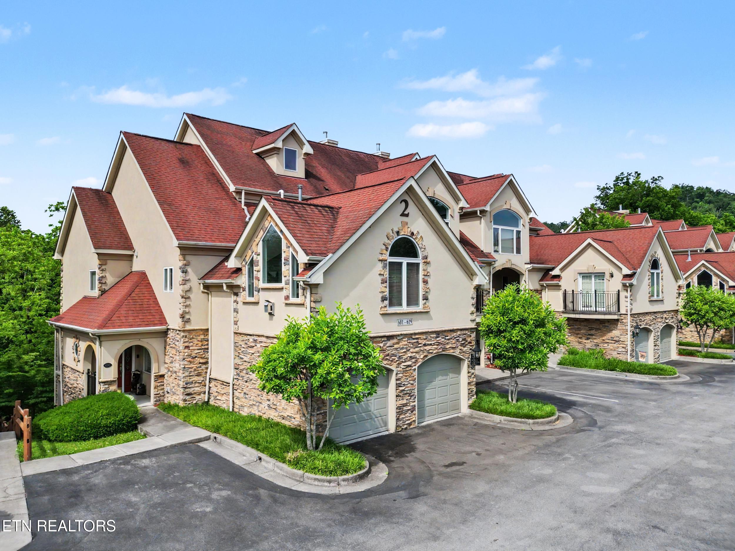 609 River Place Way Sevierville TN 37862