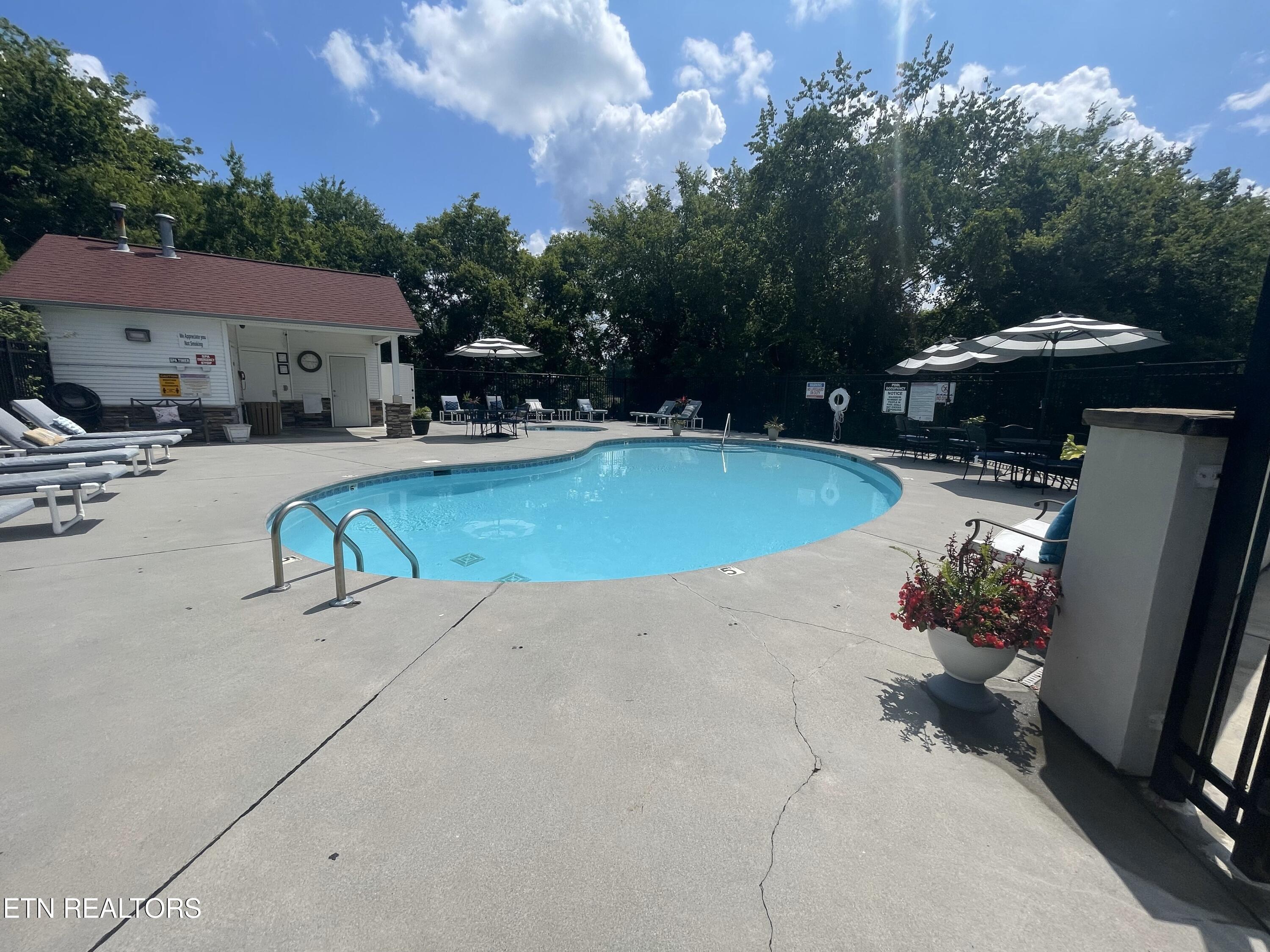 609 River Place Way Sevierville TN 37862