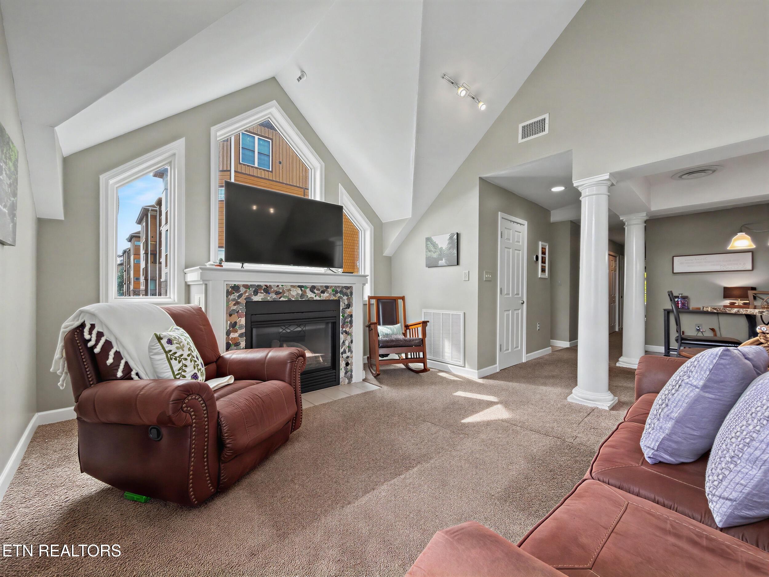 609 River Place Way Sevierville TN 37862