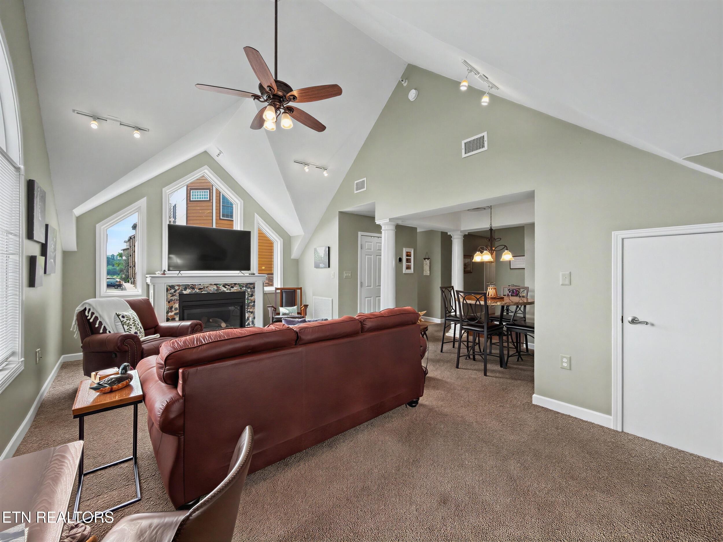 609 River Place Way Sevierville TN 37862