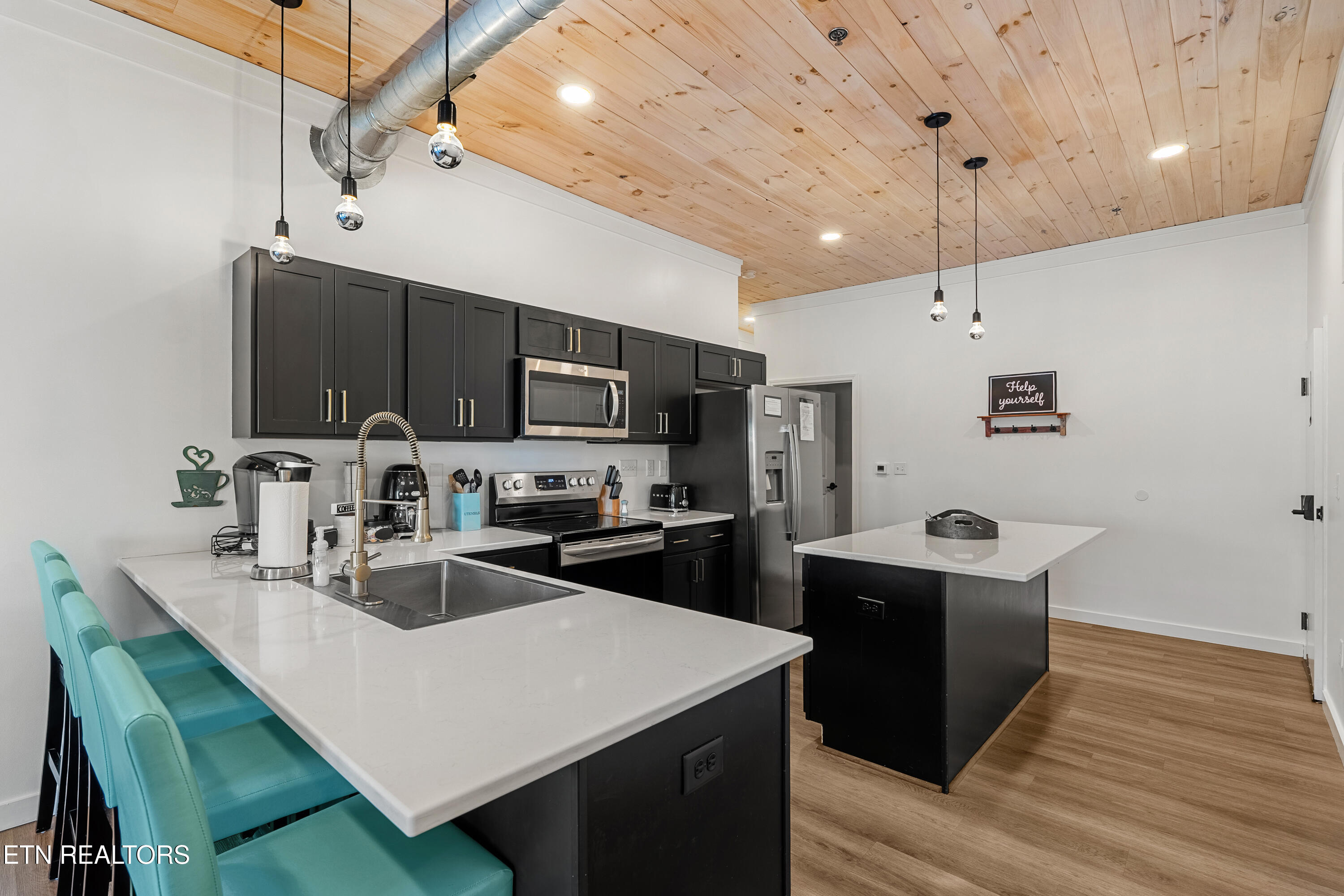118 Court Avenue Sevierville TN 37862