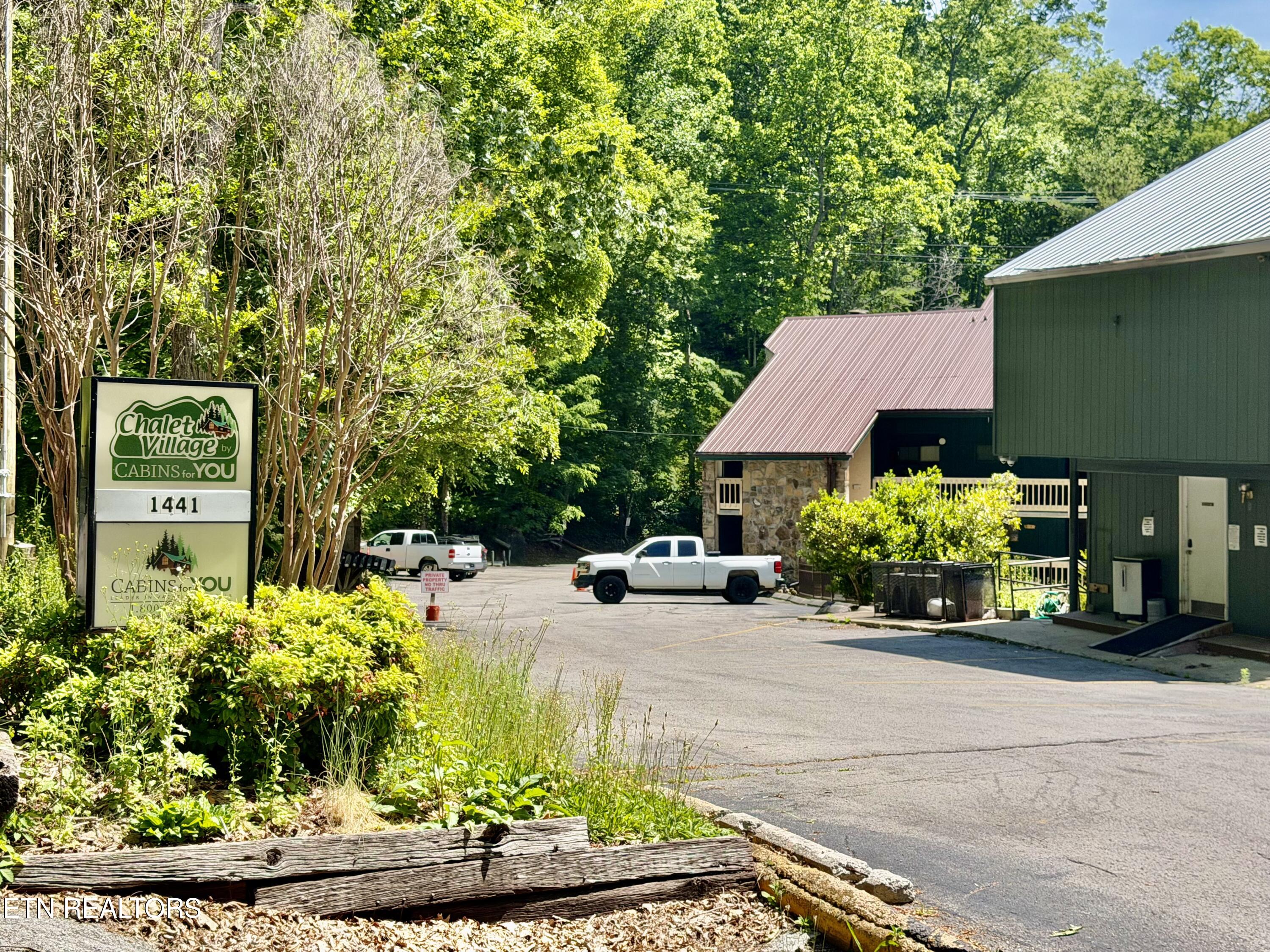 1435 Wiley Oakley Drive Gatlinburg TN 37738